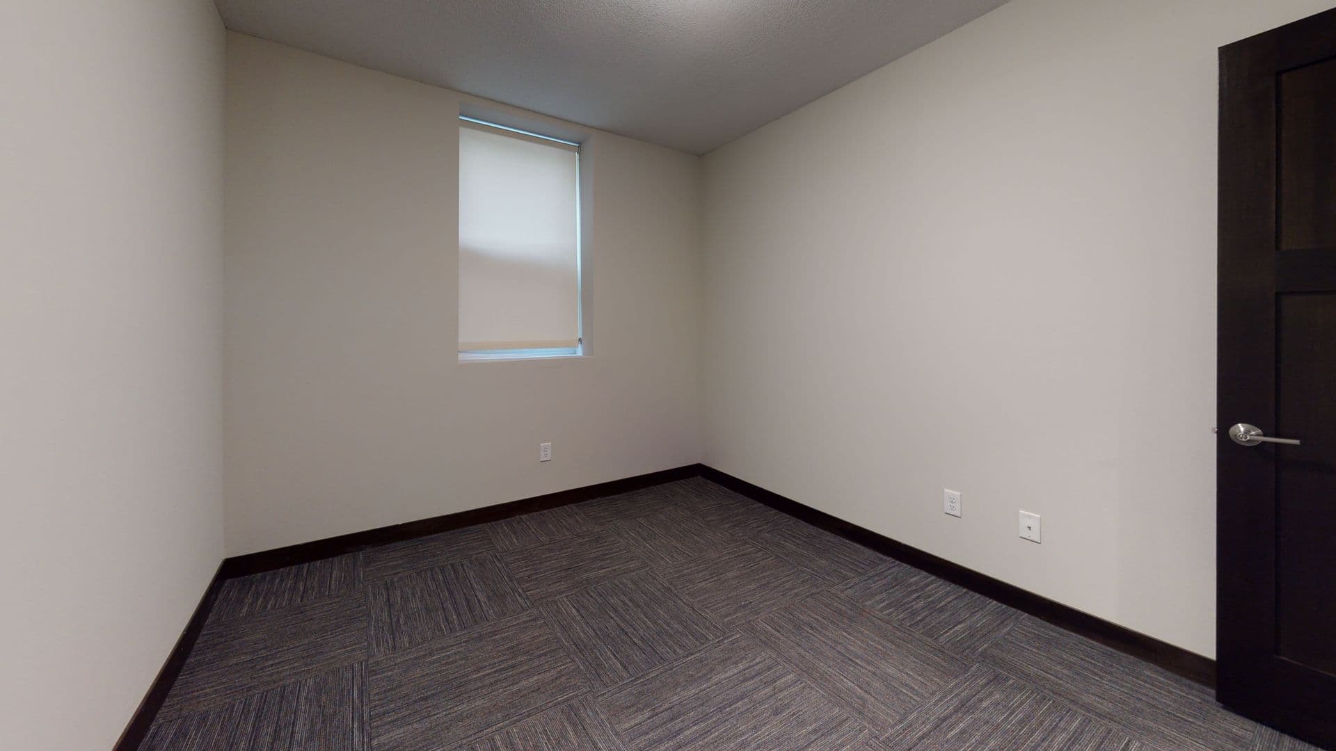 Minneapolis Apartment: 505 8th St SE