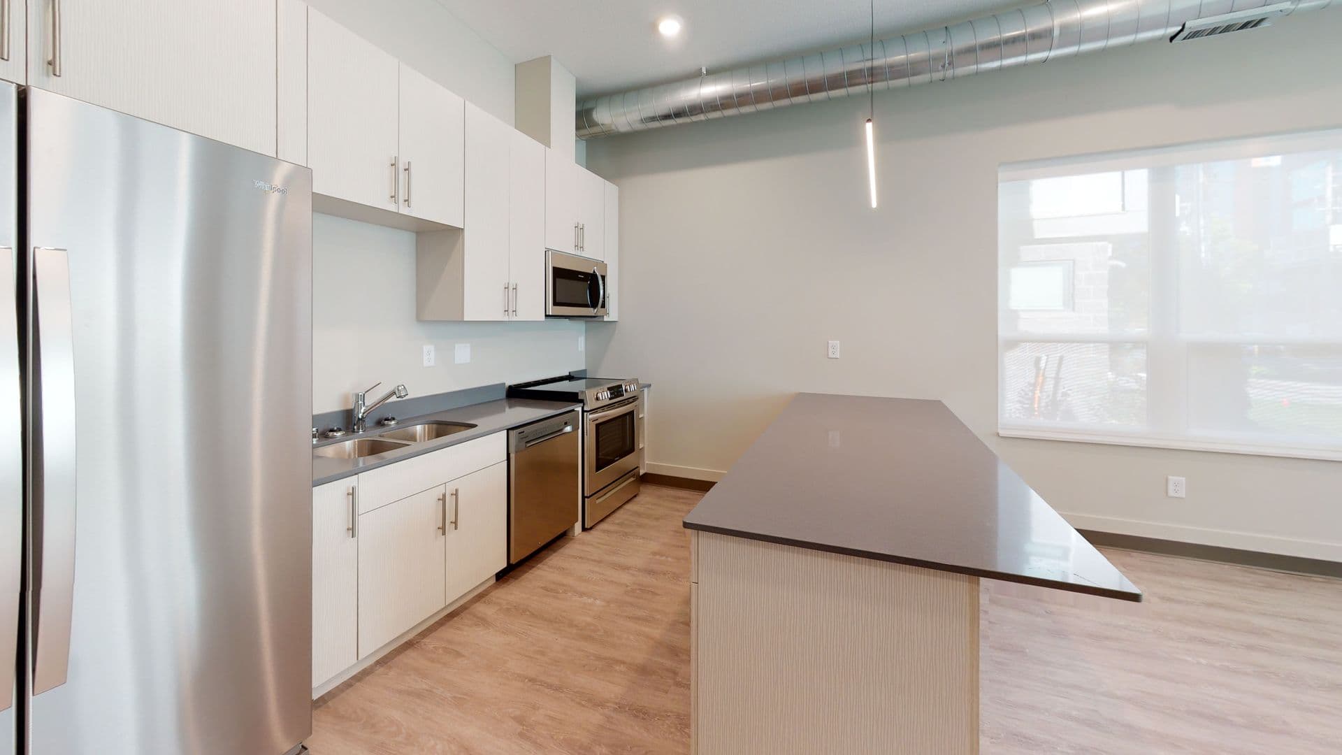 Minneapolis Apartment: 2622 Essex St SE