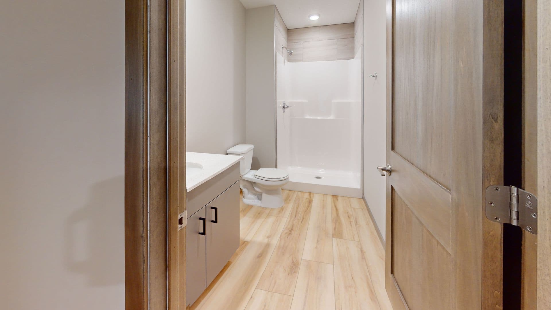 Minneapolis Apartment: 1409 5th St SE