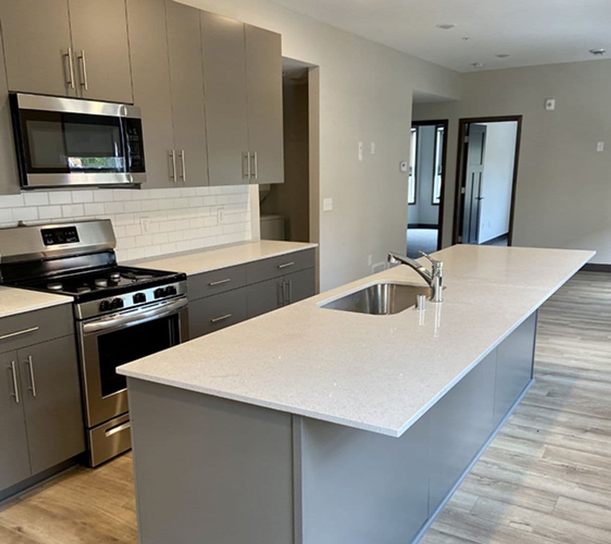 Minneapolis Apartment: 1202 7th St SE