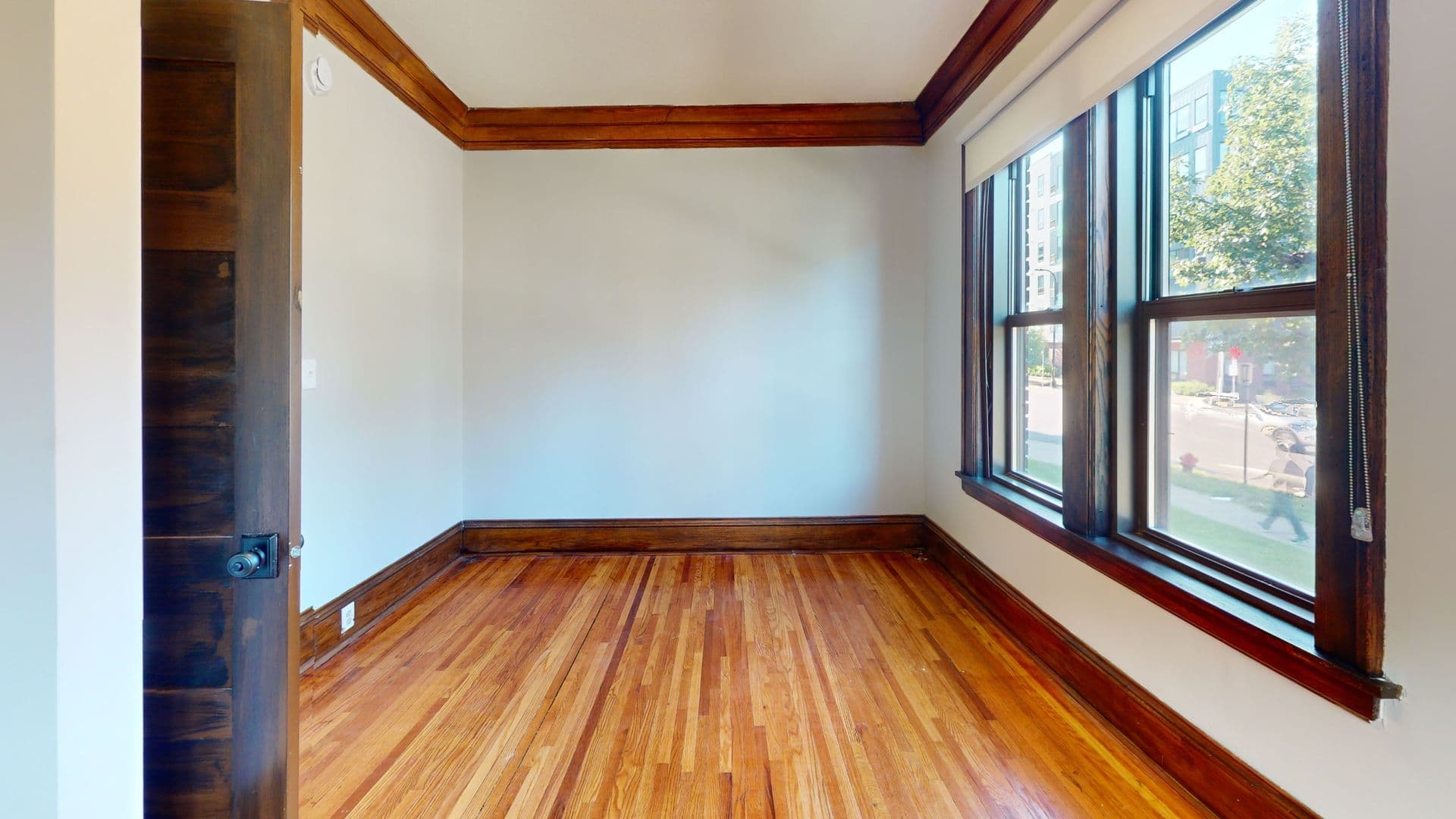 Minneapolis Apartment: 1127 4th St SE