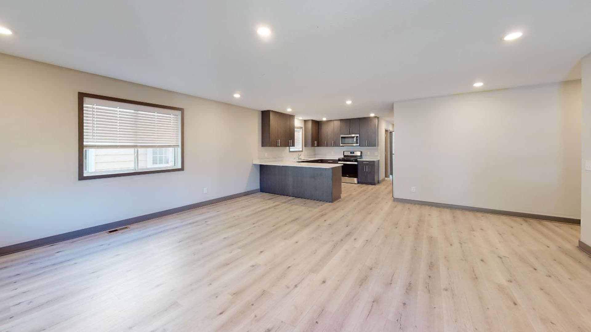 Minneapolis Apartment: 826 20th Ave SE