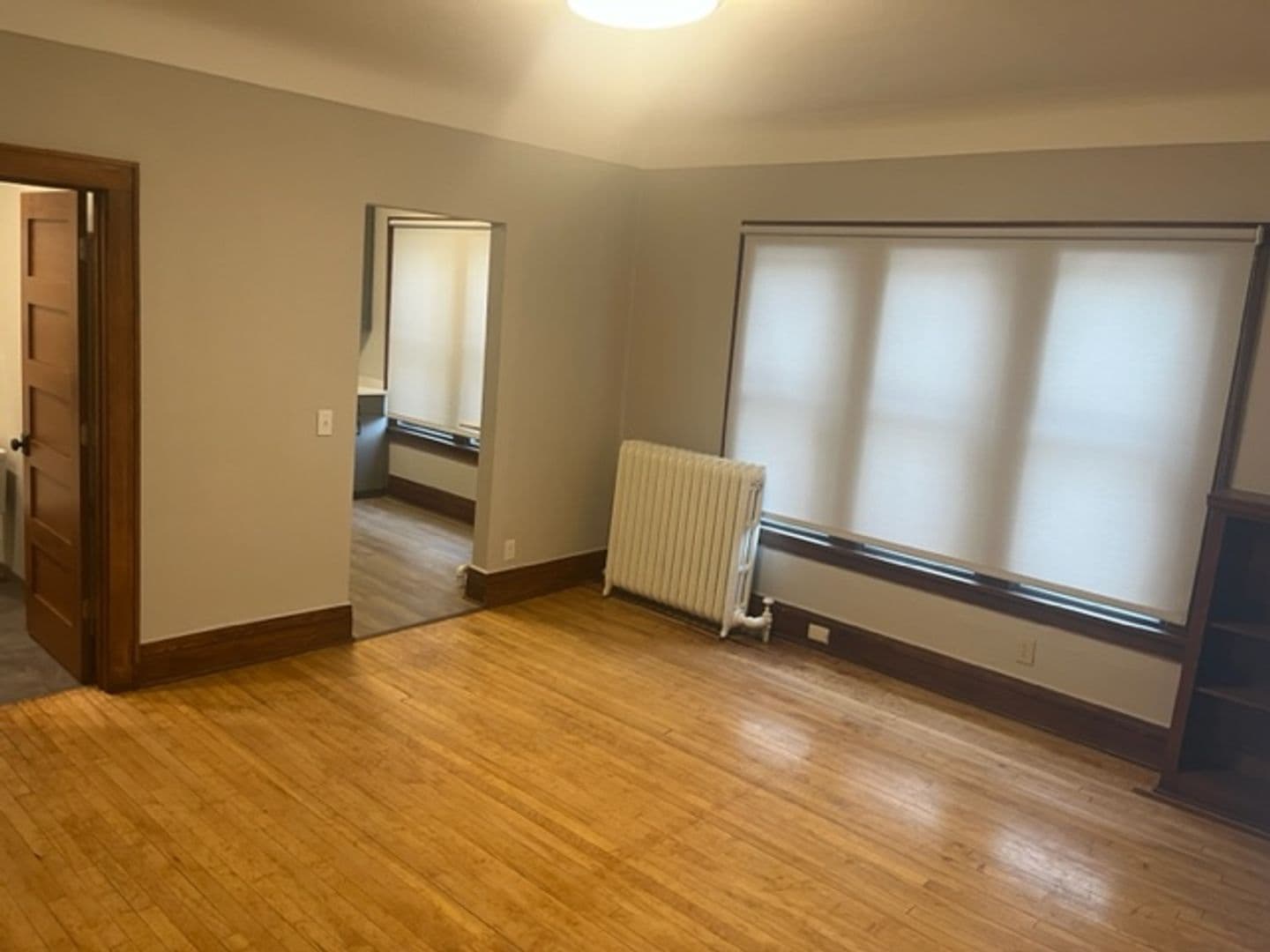 Minneapolis Apartment: 411 12th Ave SE