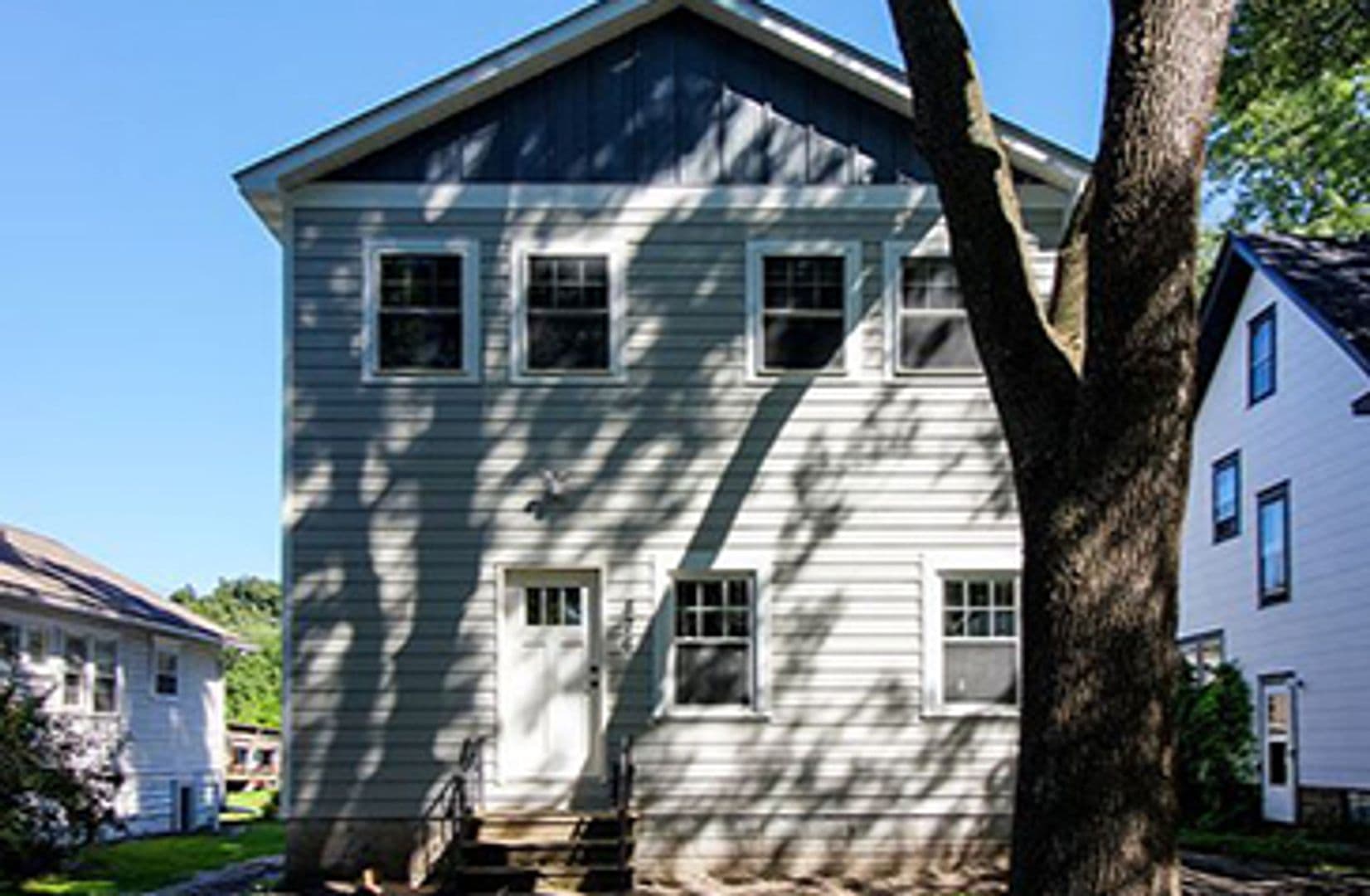 Minneapolis House: 876 19th Ave SE
