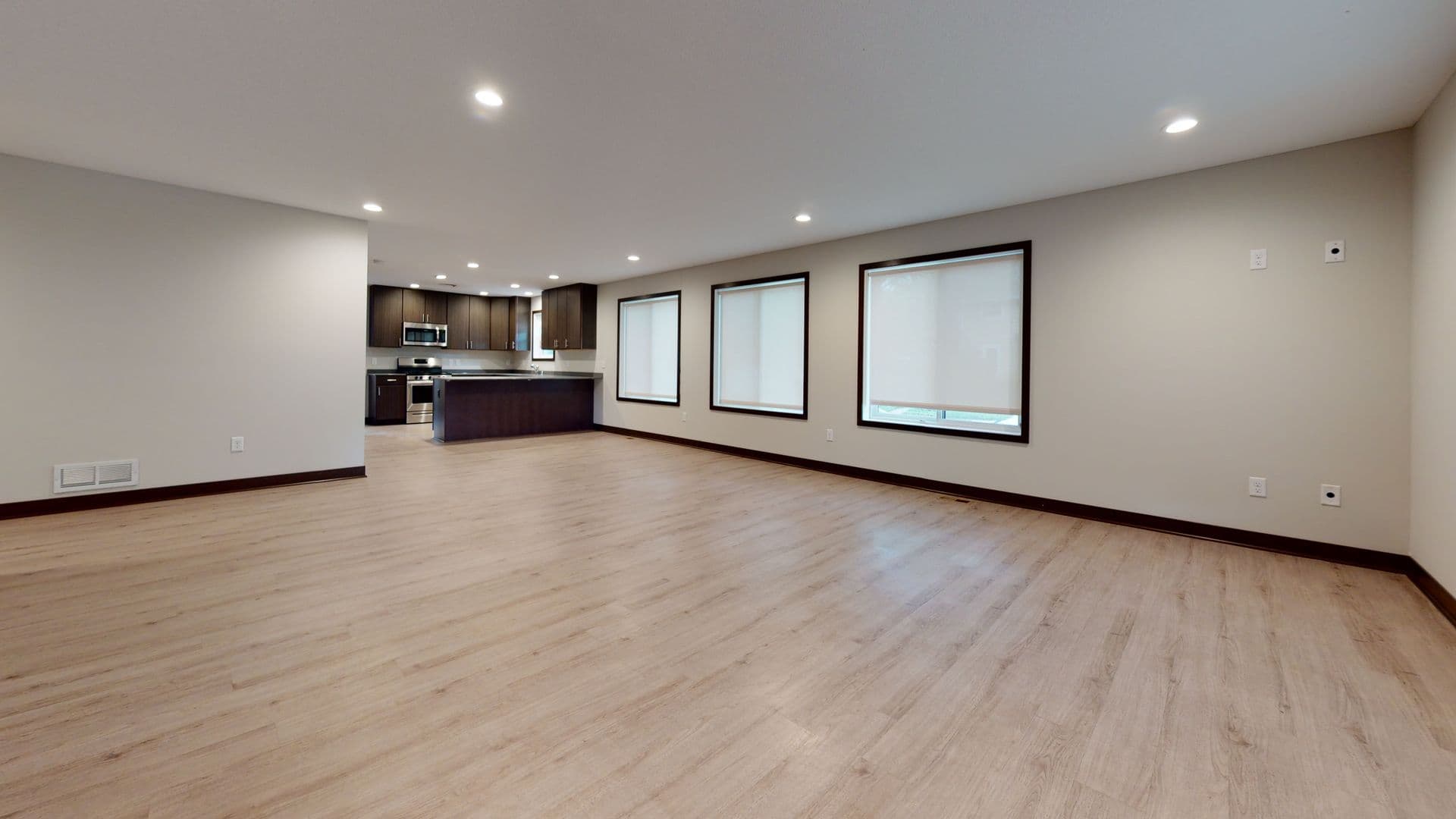 Minneapolis Apartment: 879 23rd Ave SE