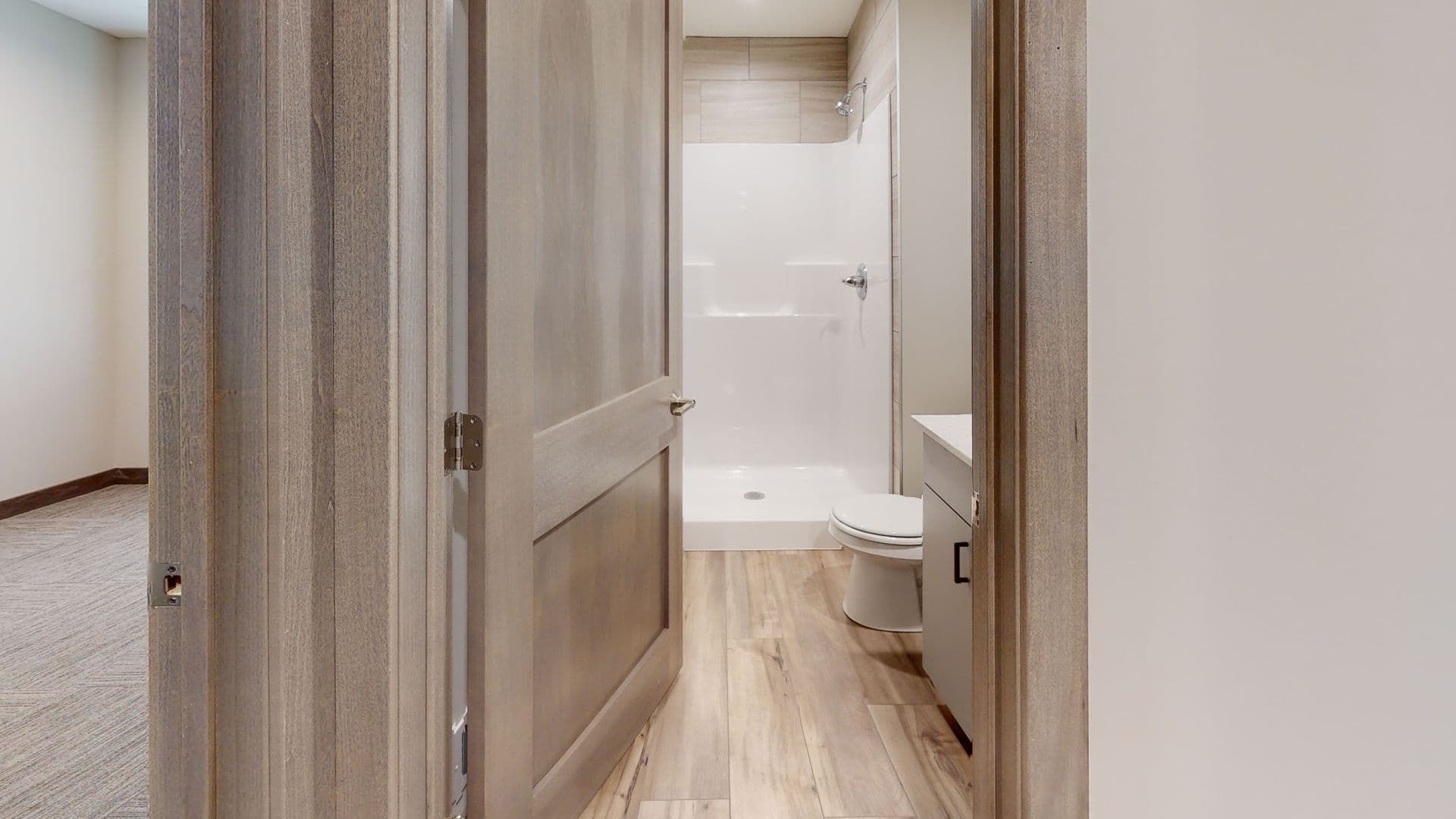 Minneapolis Apartment: 1042 20th Ave SE