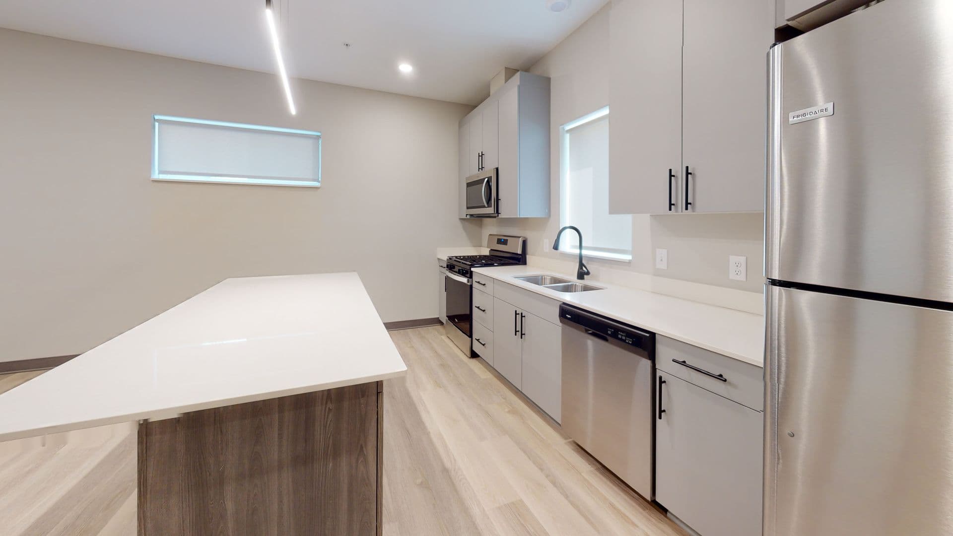 Minneapolis Apartment: 603 12th Ave SE