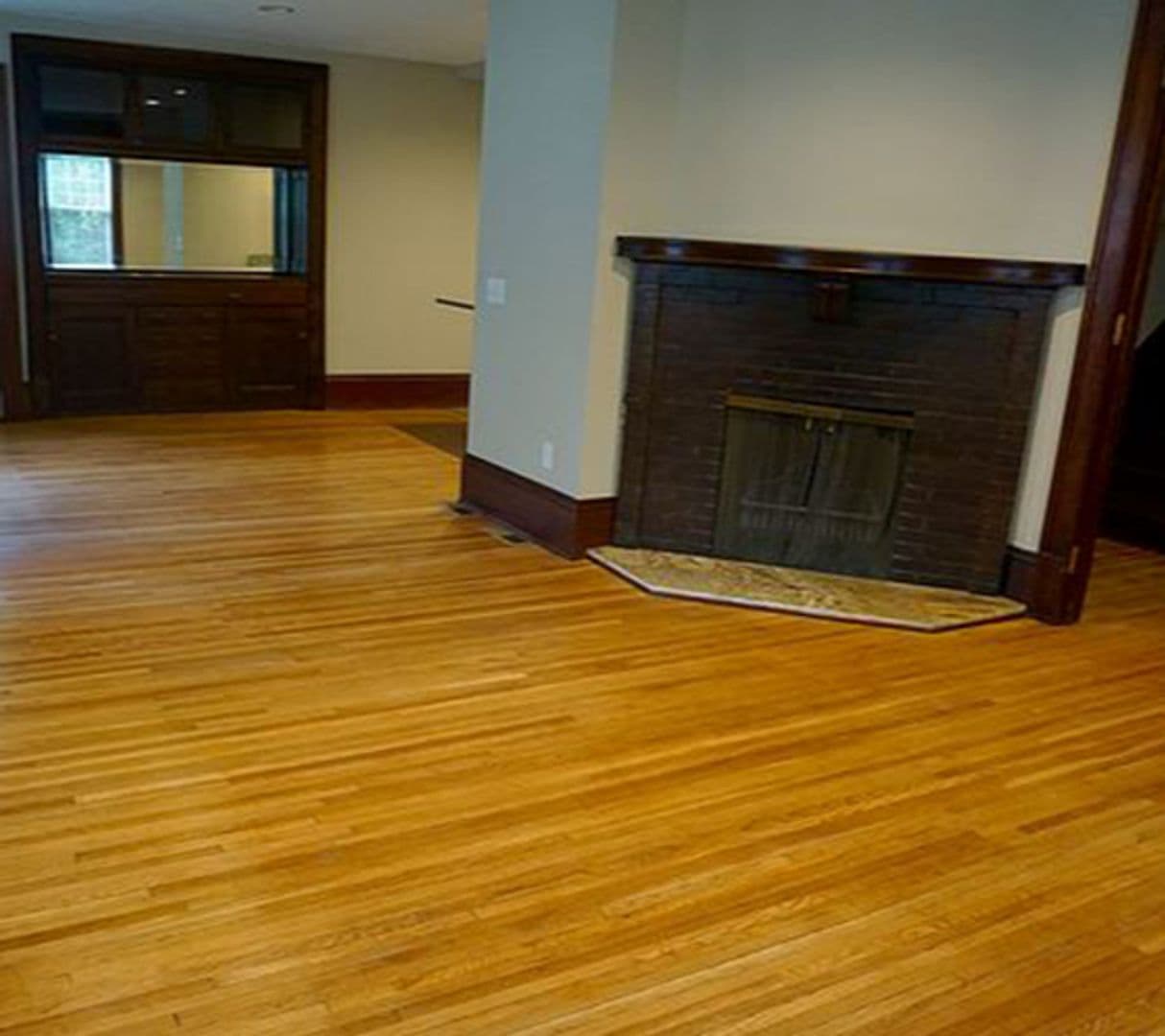 Minneapolis House: 307 5th Ave SE