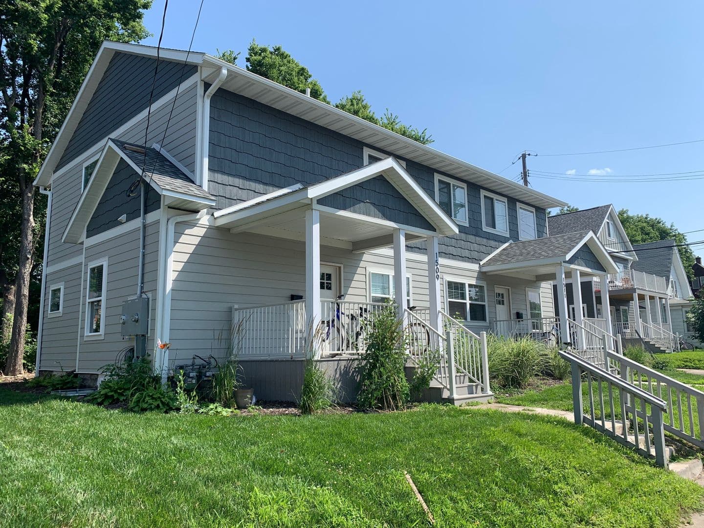 Minneapolis Apartment: 1509 Rollins Ave SE