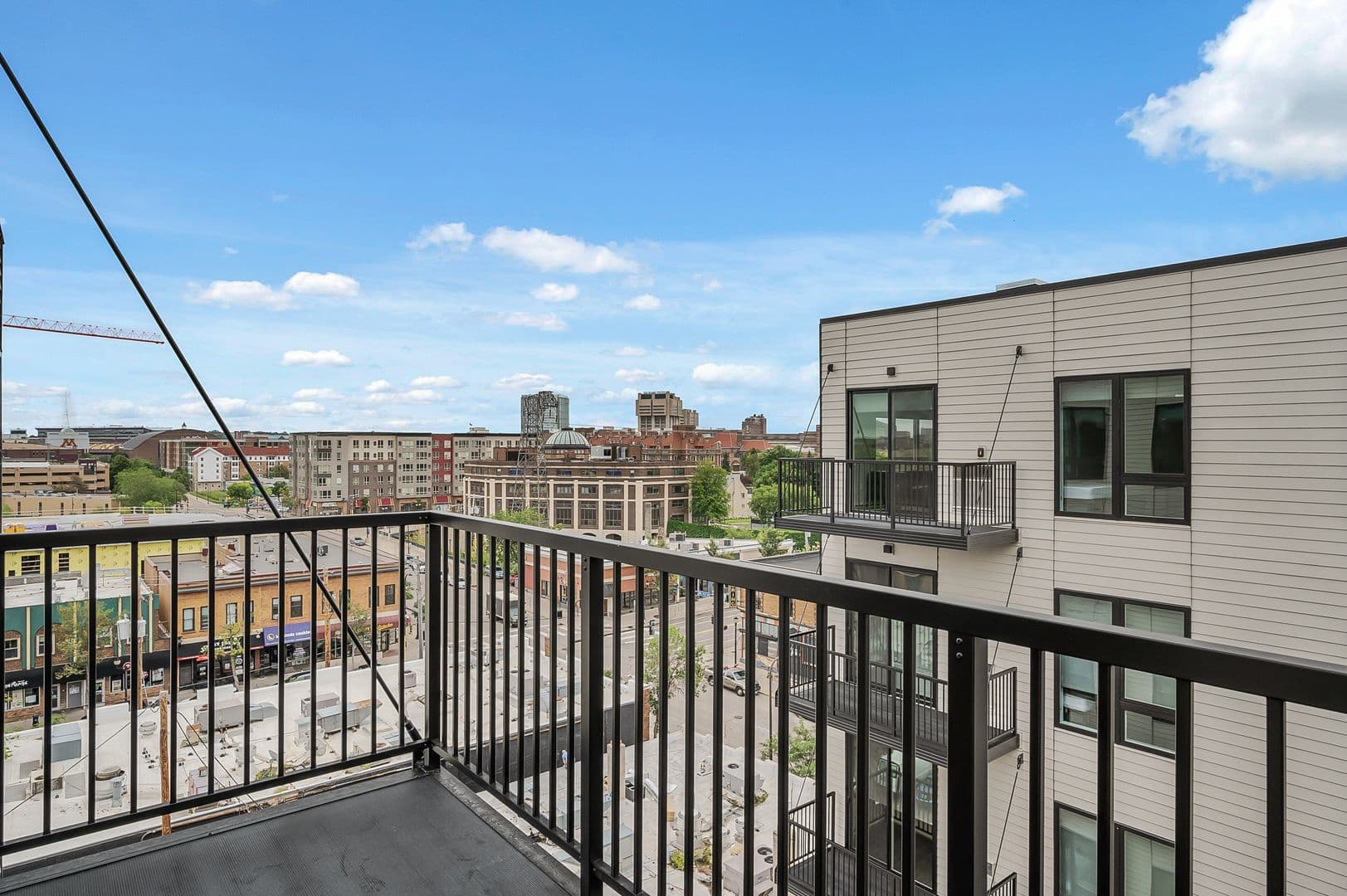 Minneapolis Apartment: 1307 4th Street SE