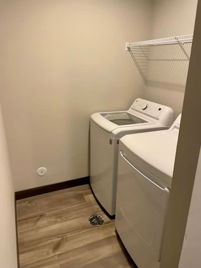 Minneapolis Apartment: 707 13th Ave SE