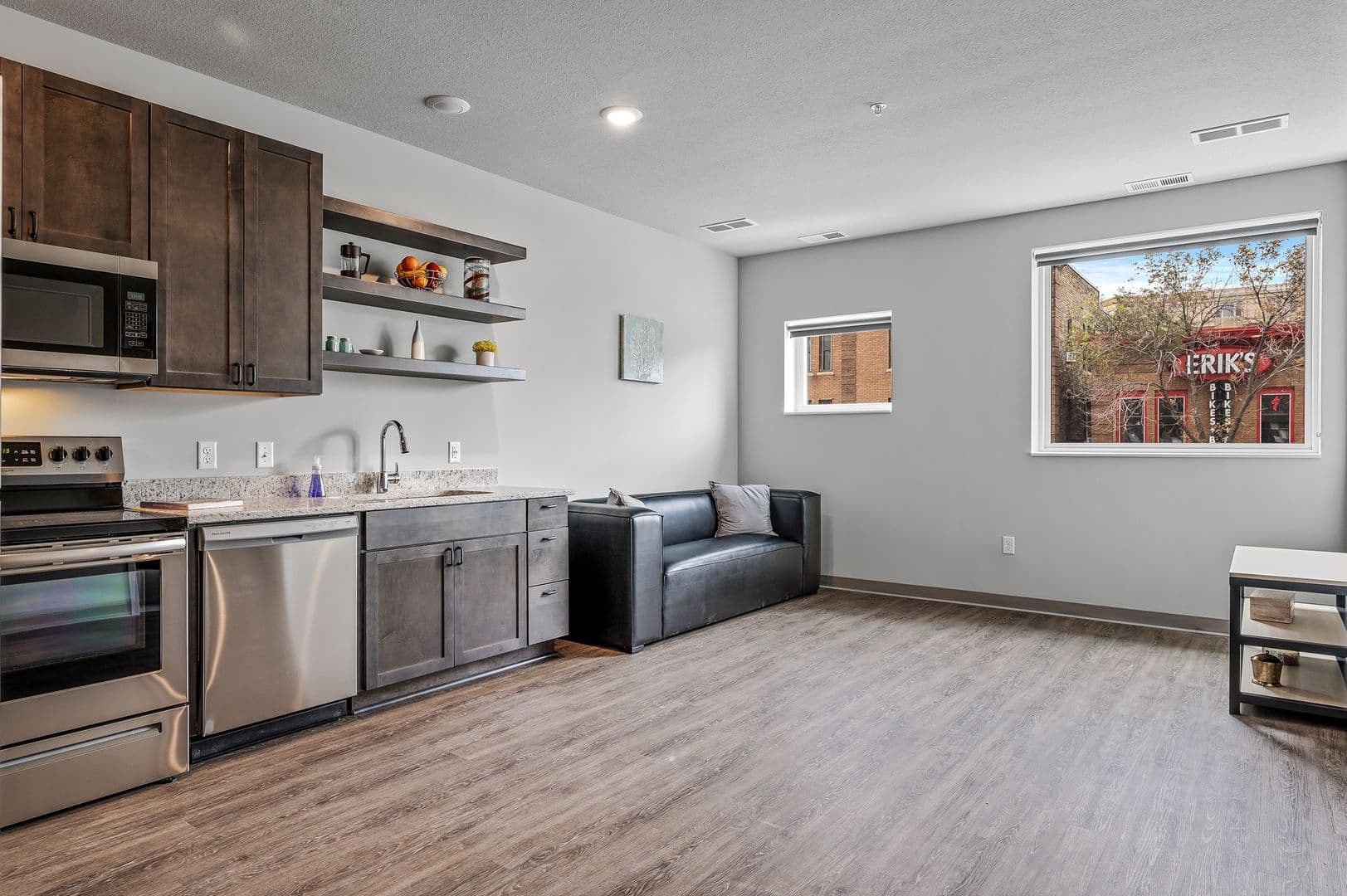 Minneapolis Apartment: 1307 4th Street SE