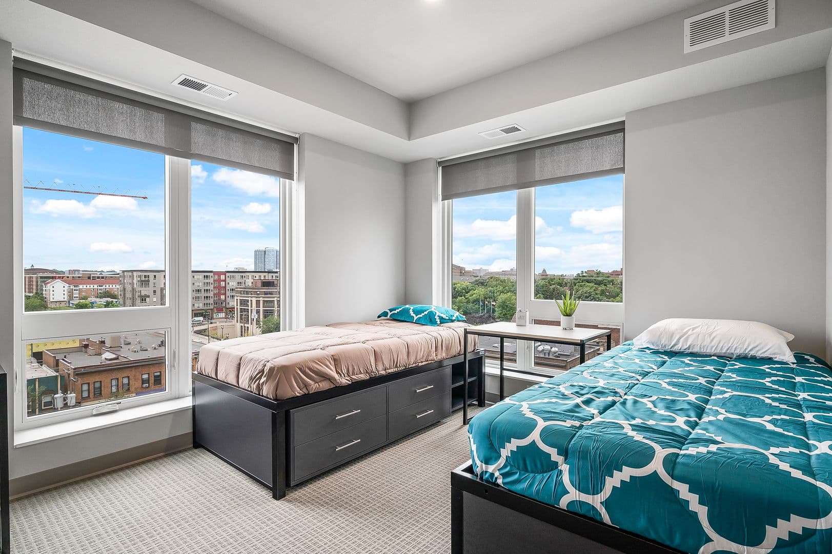 Minneapolis Apartment: 1307 4th Street SE