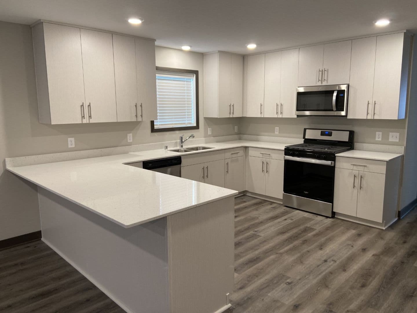 Minneapolis Apartment: 864 18th Ave SE