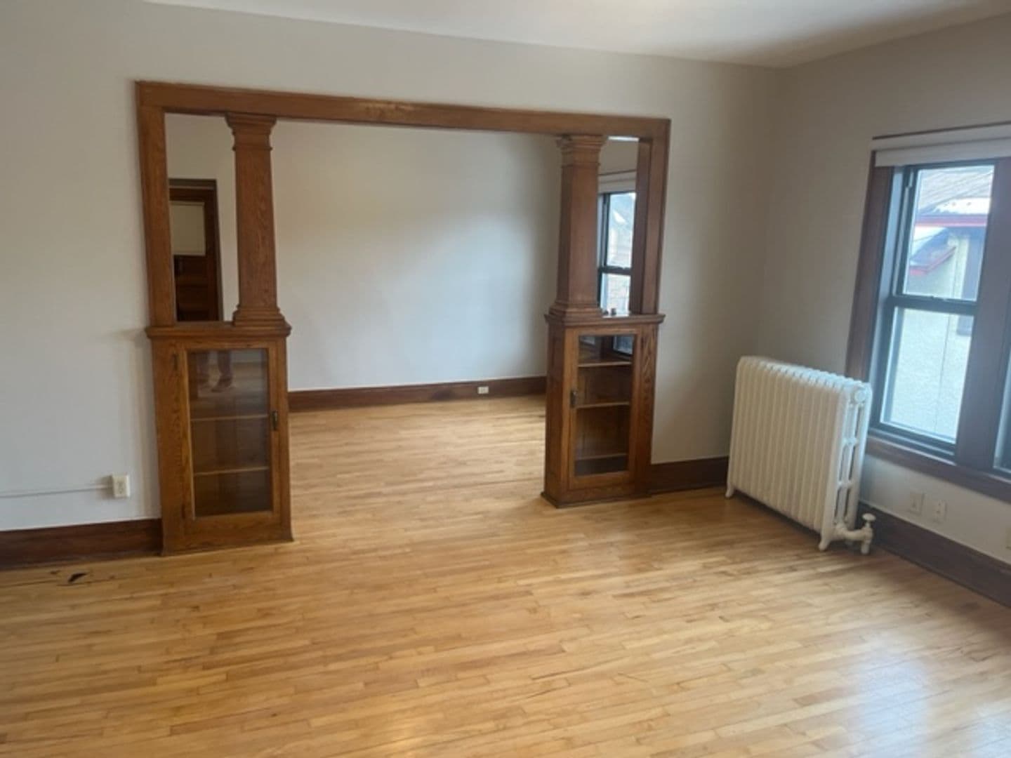 Minneapolis Apartment: 411 12th Ave SE