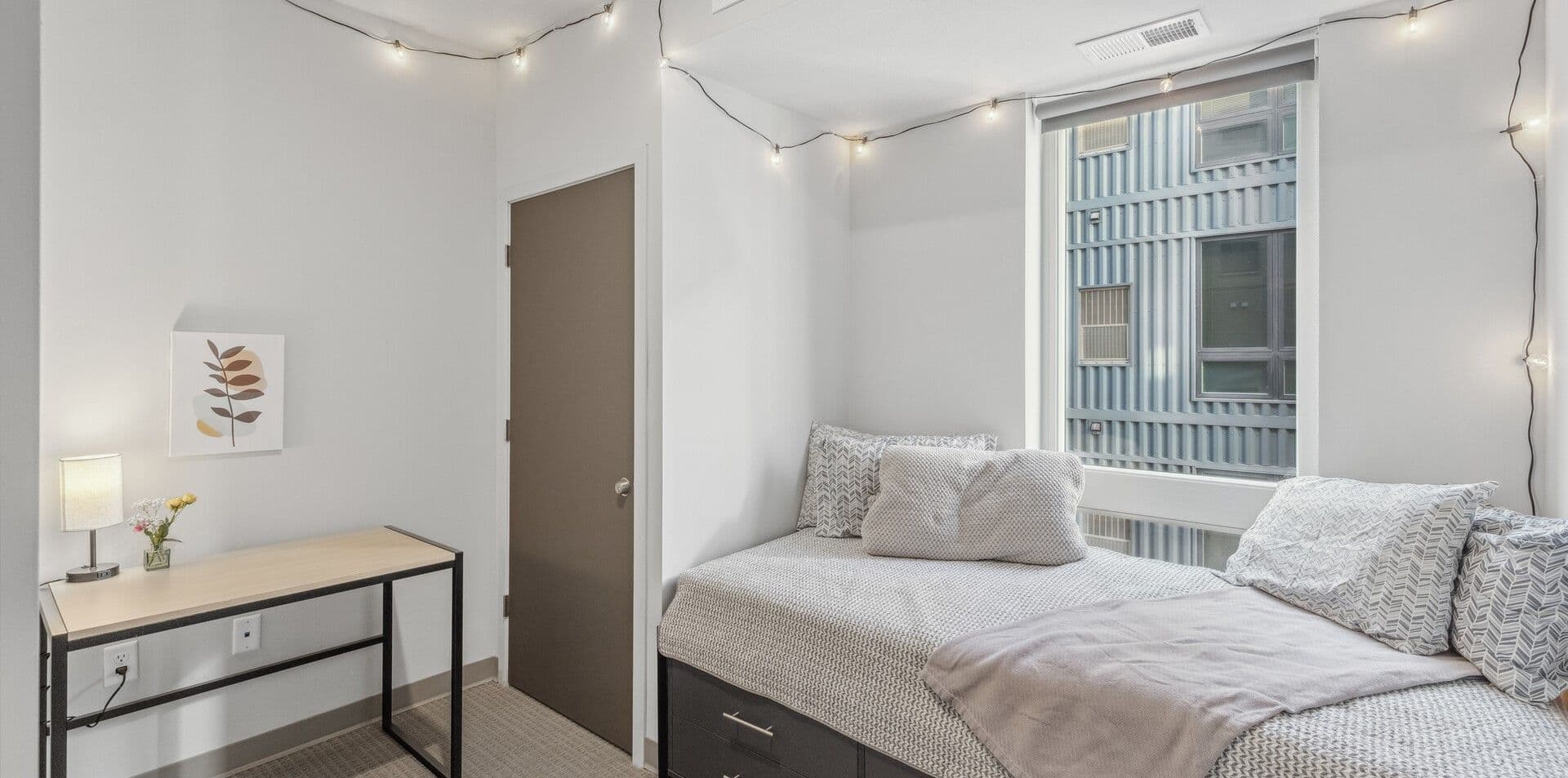Minneapolis Apartment: 1307 4th Street SE