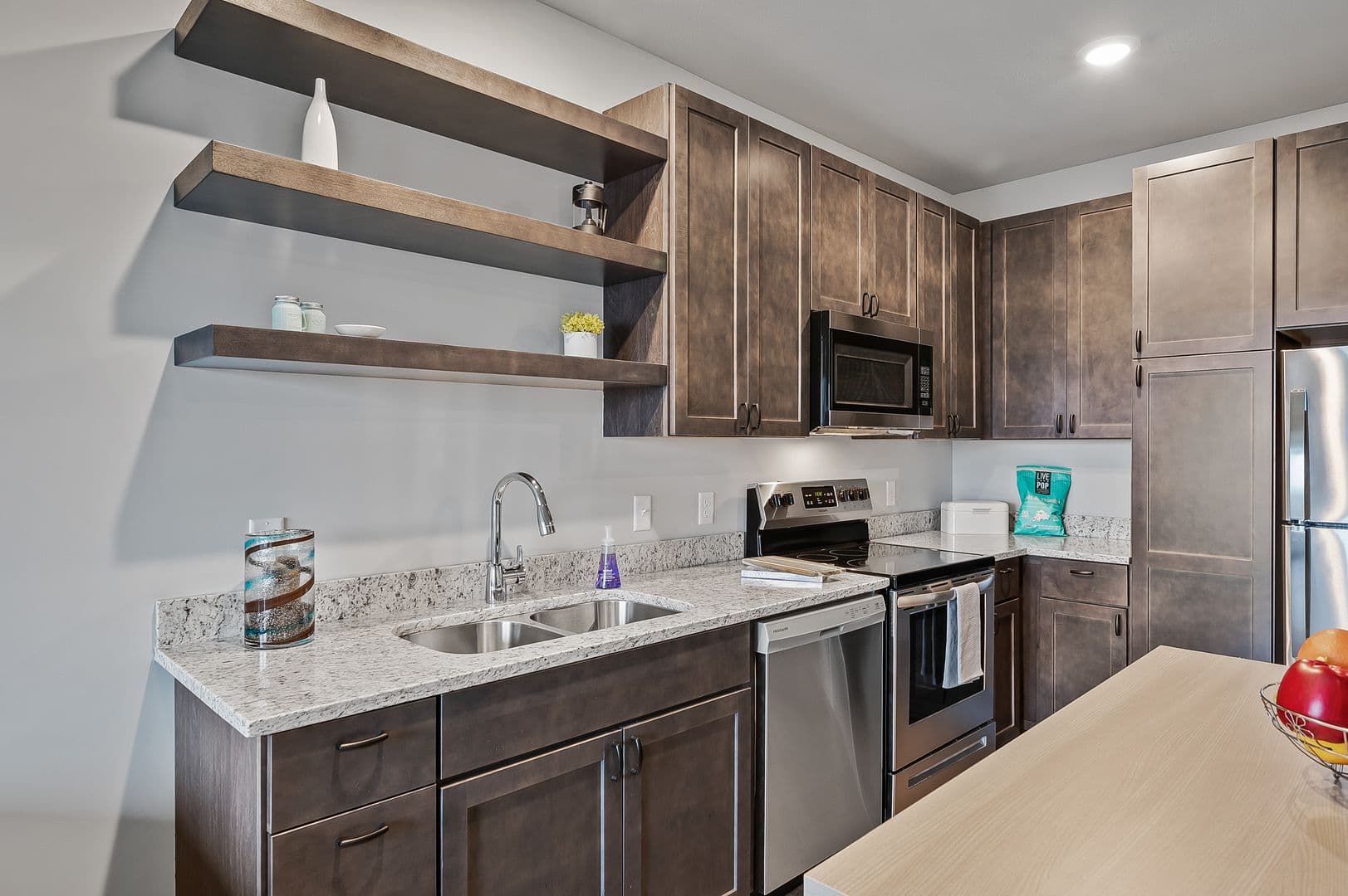 Minneapolis Apartment: 1307 4th Street SE