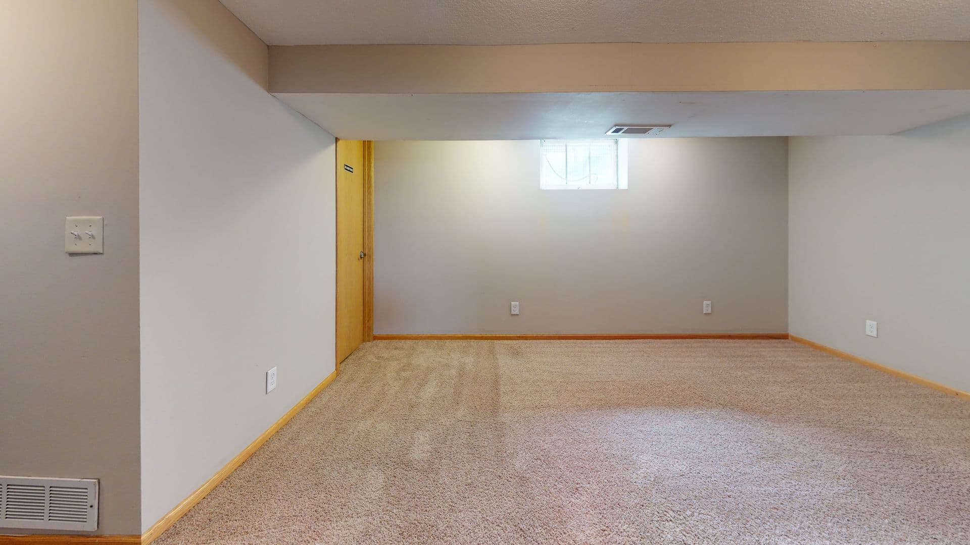 Minneapolis House: 836 22nd Ave SE