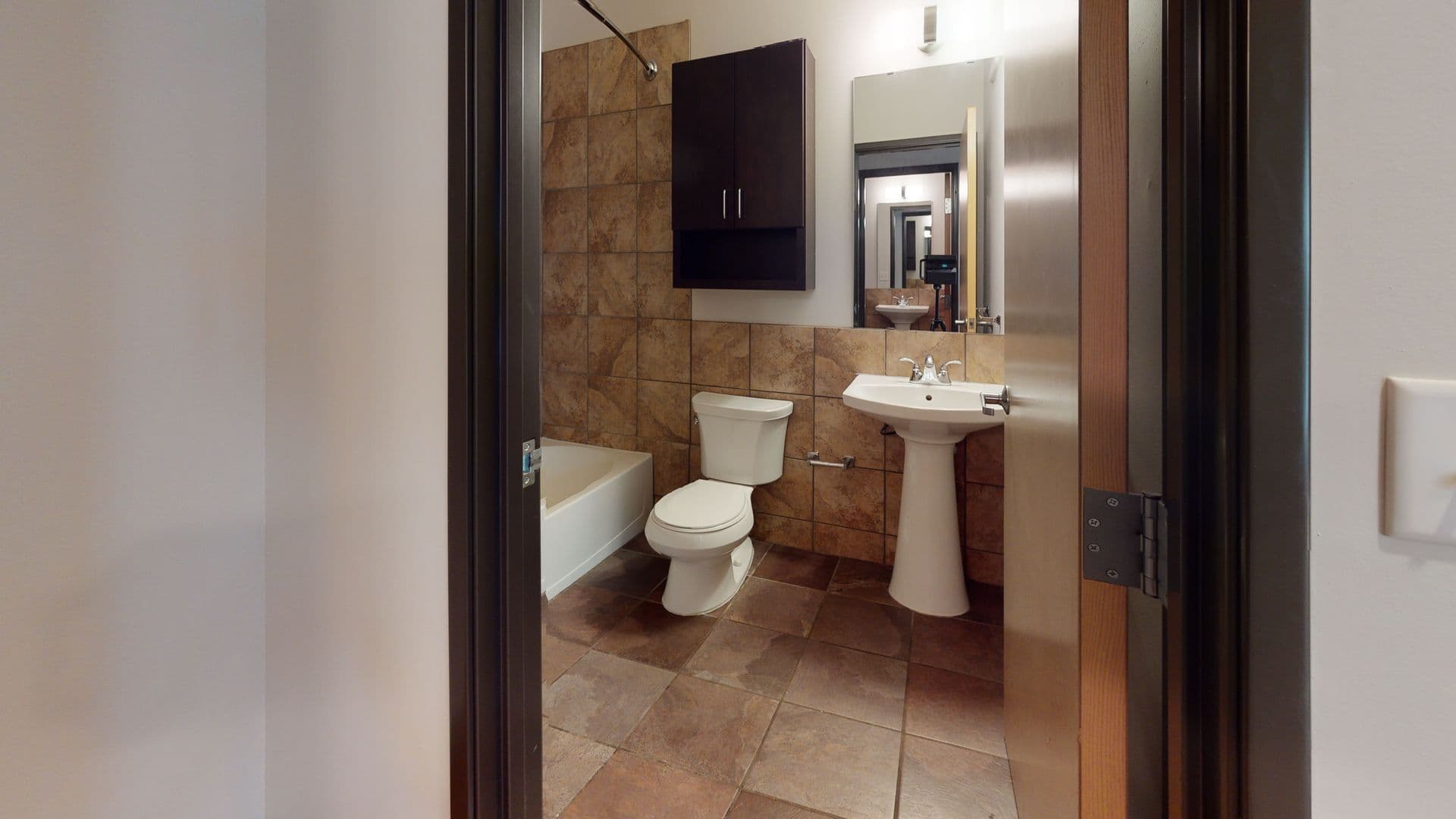 Minneapolis Apartment: 1011 & 1015 4th St SE