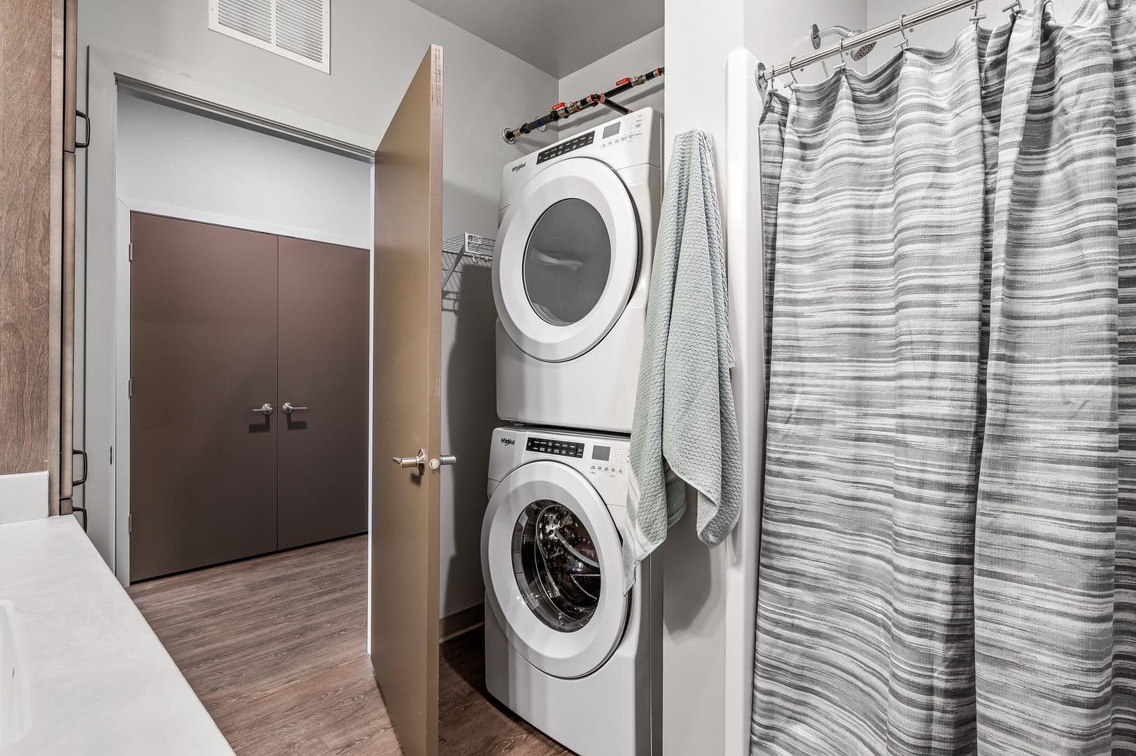 Minneapolis Apartment: 1307 4th Street SE