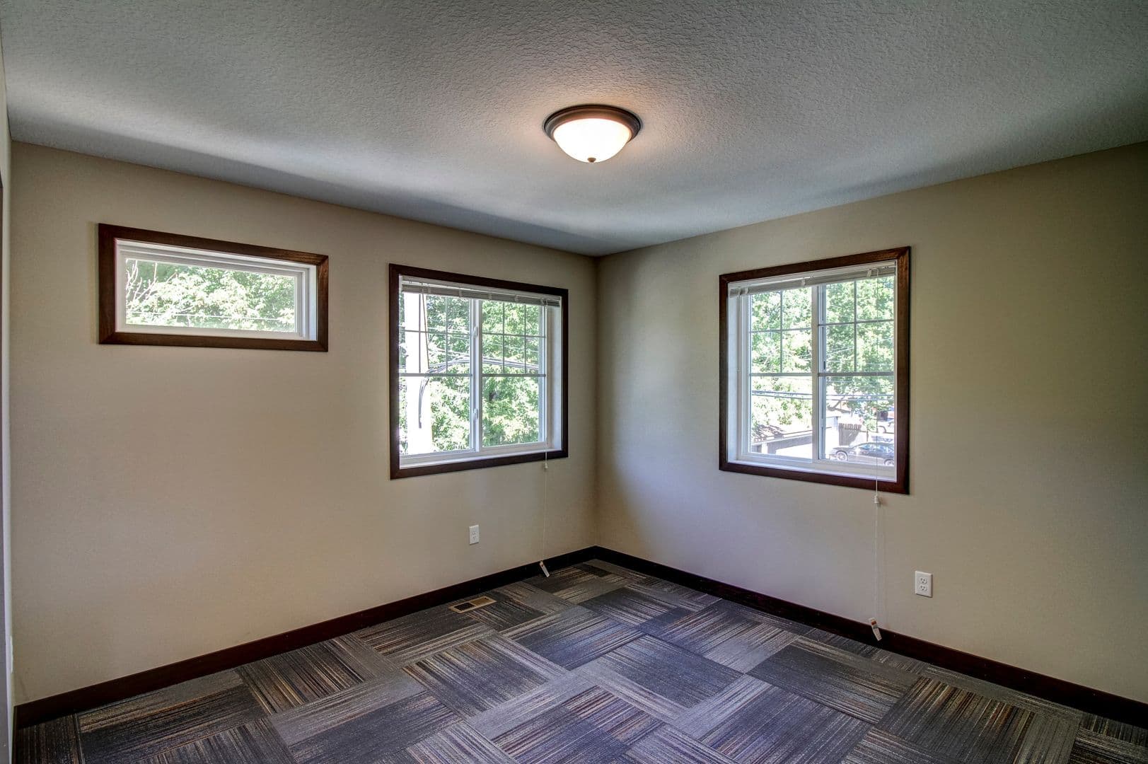 Minneapolis House: 924 18th Ave SE