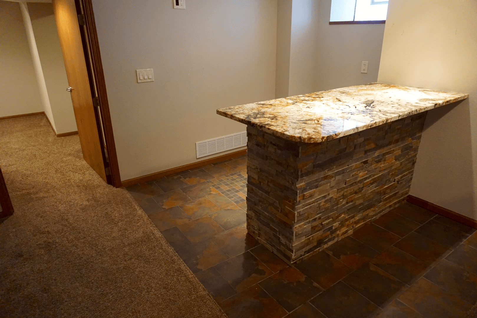Minneapolis House: 1020 14th Ave SE
