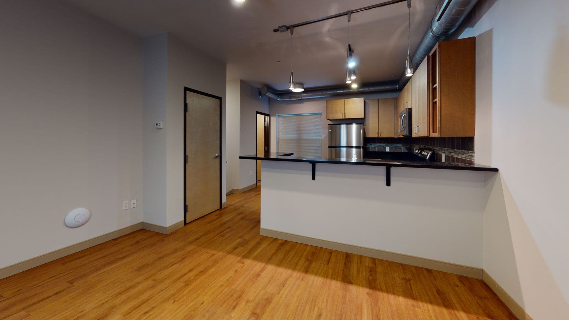 Minneapolis Apartment: 1011 & 1015 4th St SE