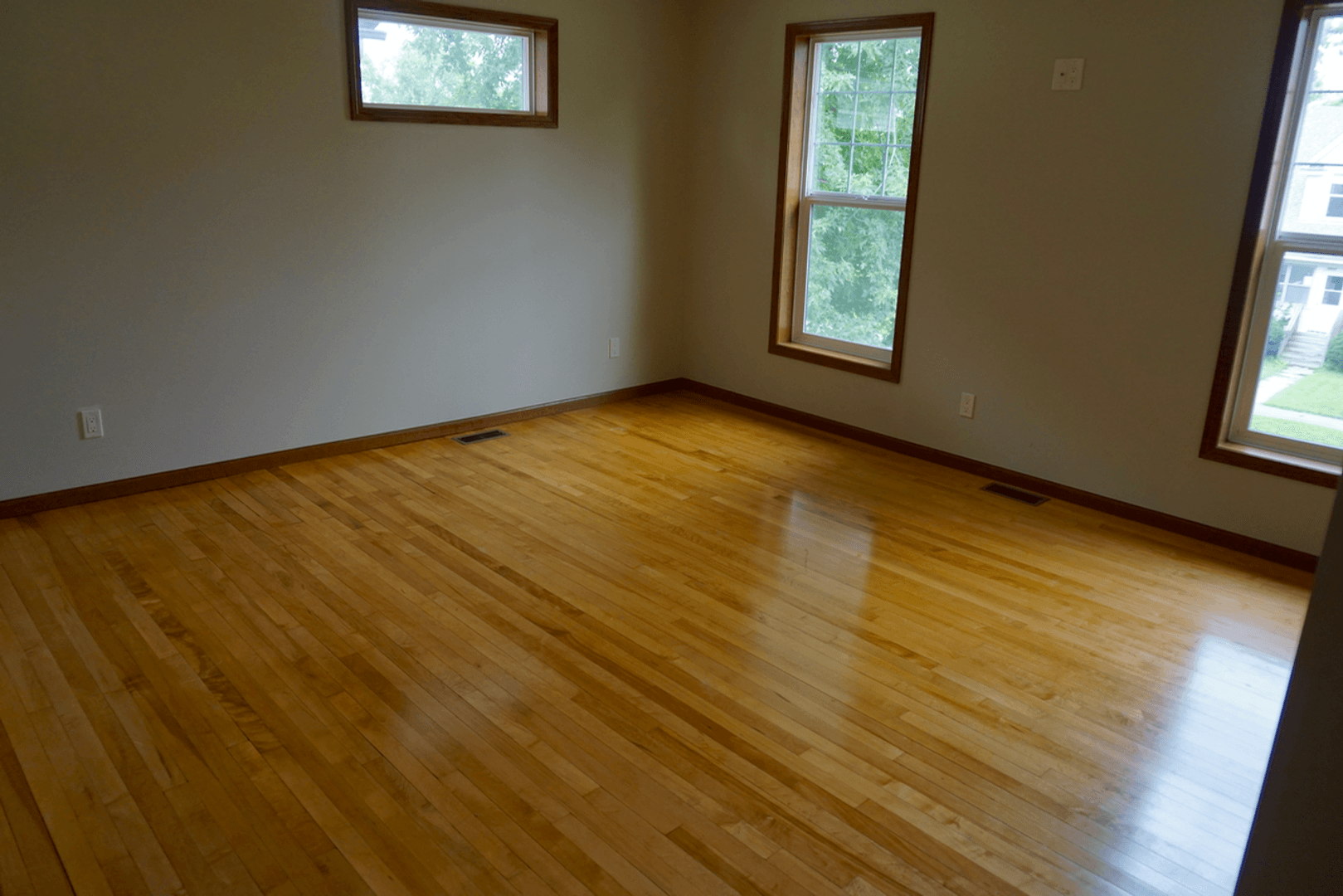 Minneapolis House: 1020 14th Ave SE