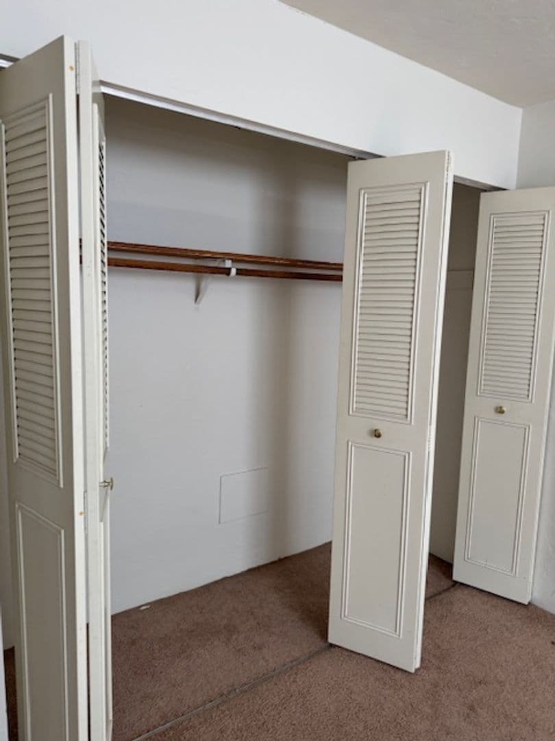 Minneapolis Apartment: 1405 5th St SE