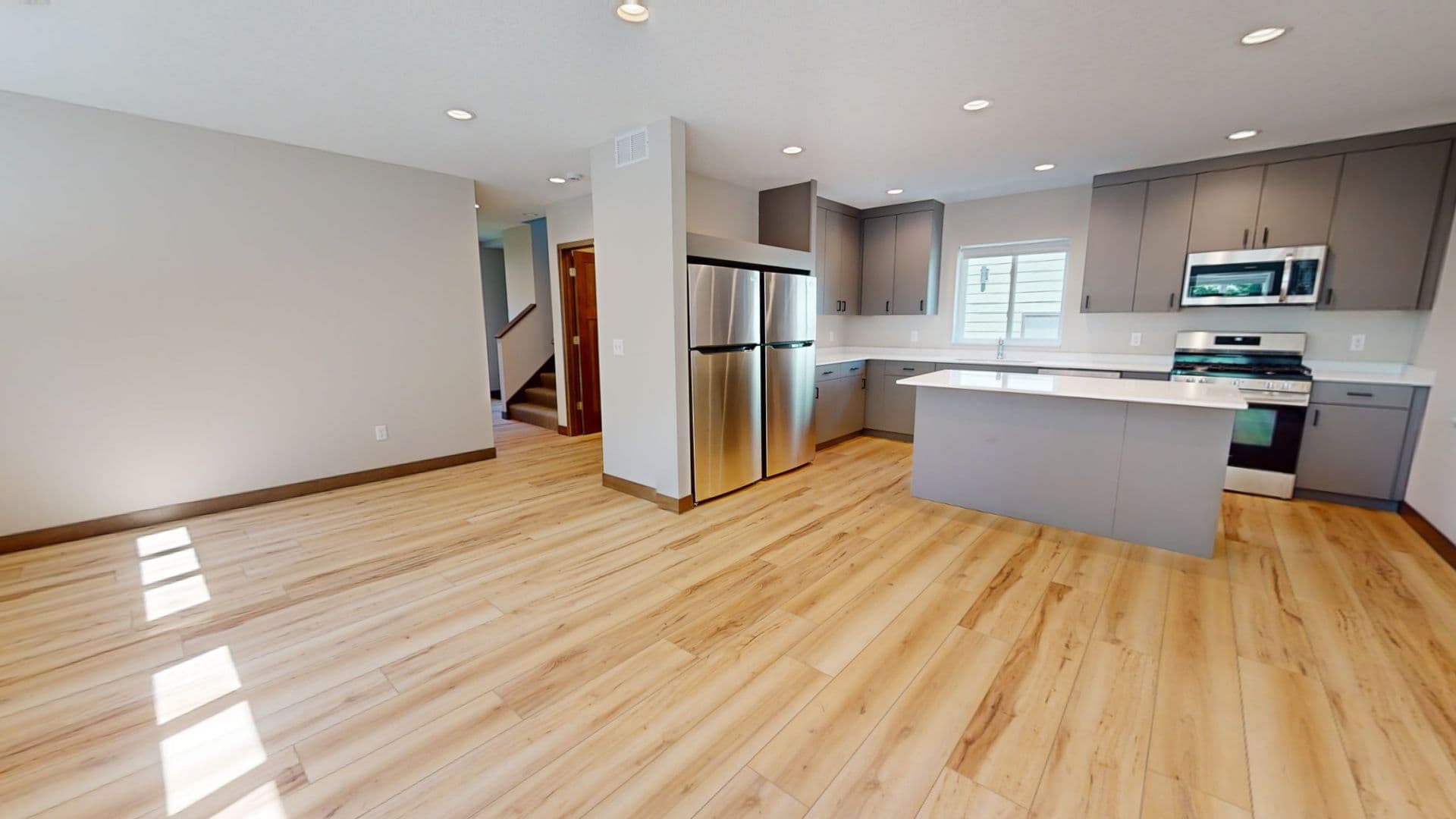 Minneapolis Apartment: 869 19th Ave SE