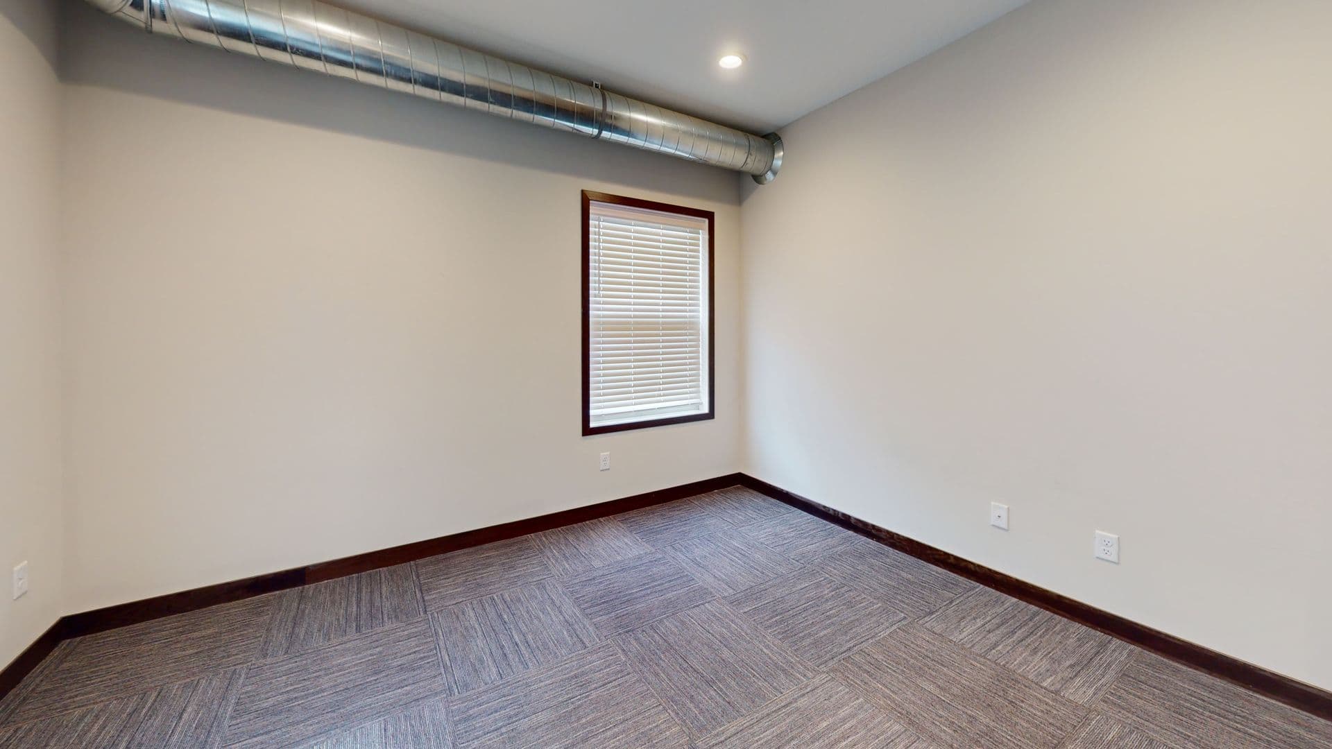 Minneapolis Apartment: 712 4th St SE