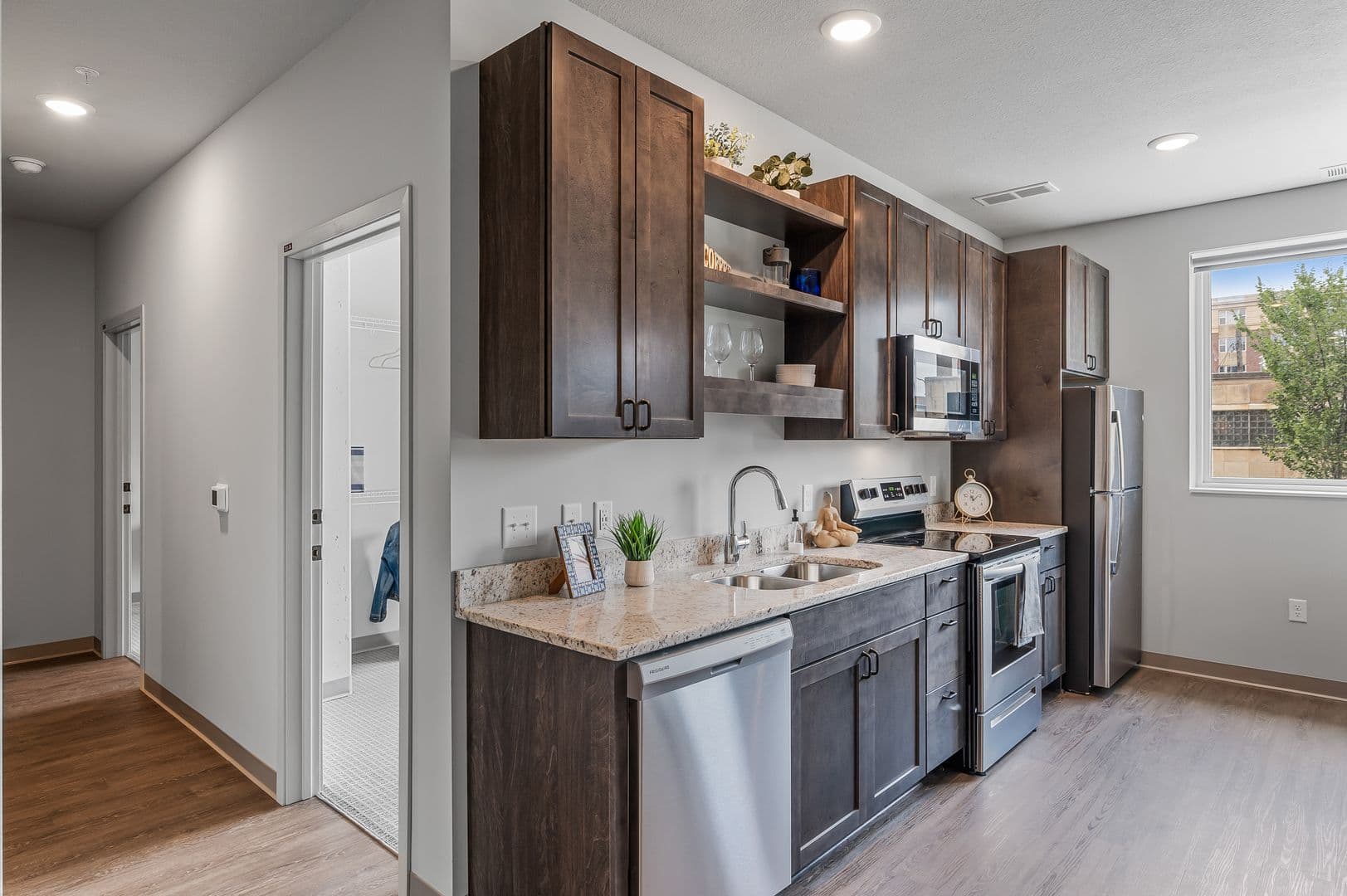 Minneapolis Apartment: 1307 4th Street SE