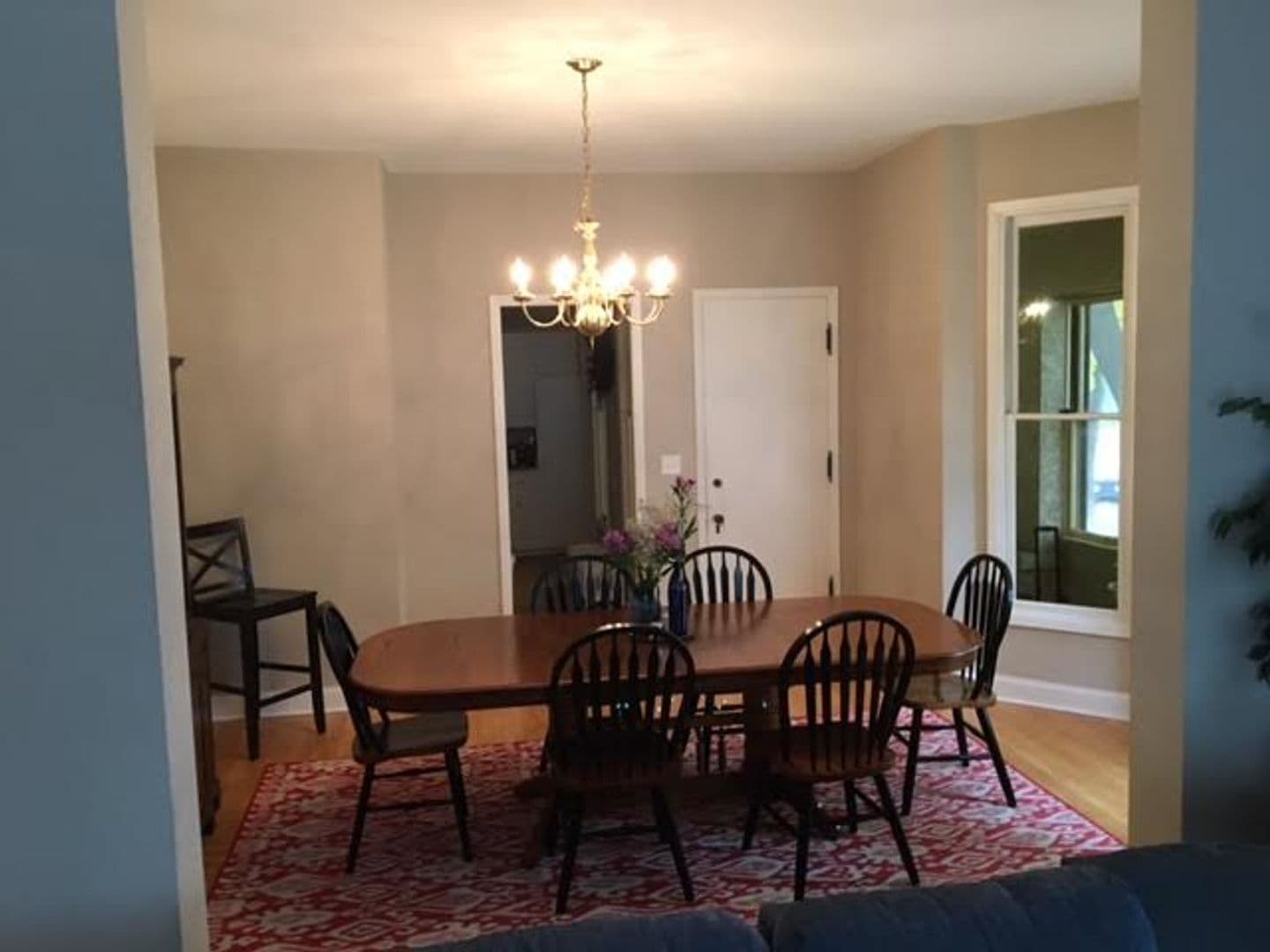 Minneapolis Apartment: 629 6th St SE