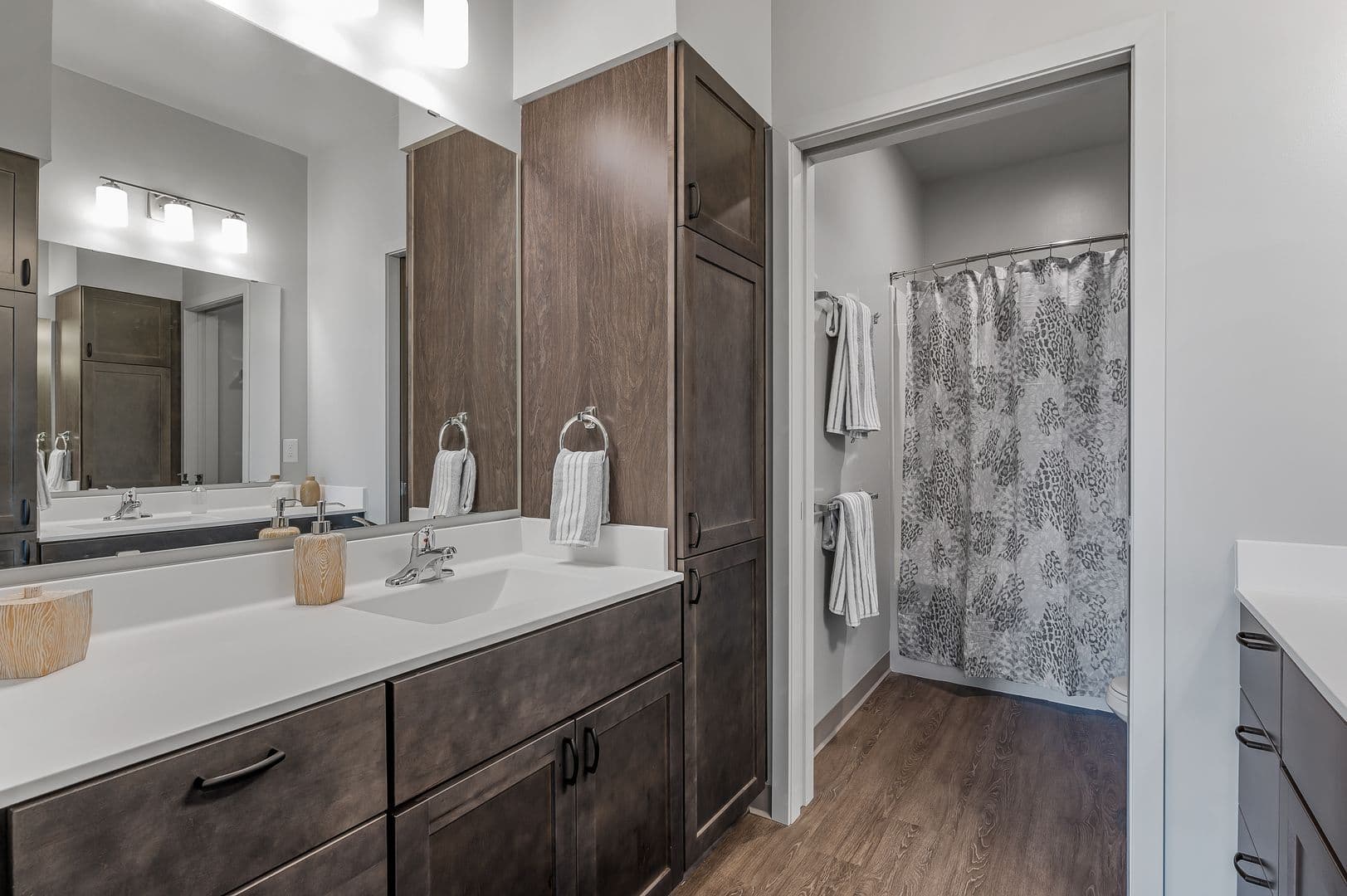 Minneapolis Apartment: 1307 4th Street SE