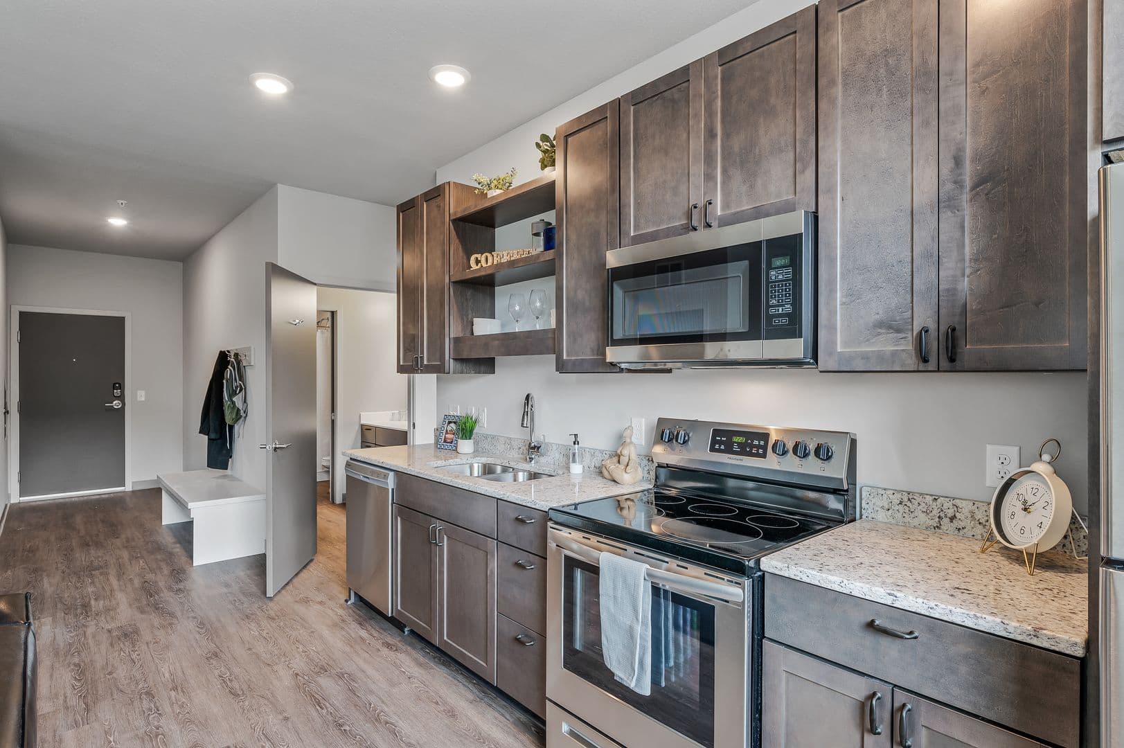 Minneapolis Apartment: 1307 4th Street SE