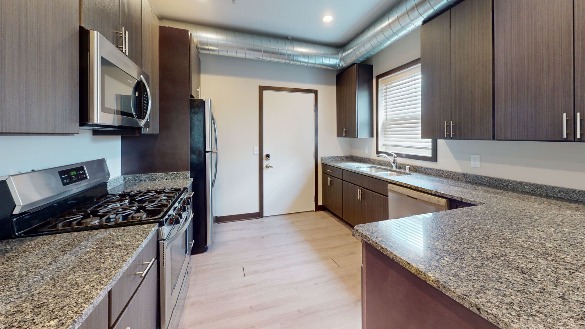 Minneapolis Apartment: 712 4th St SE