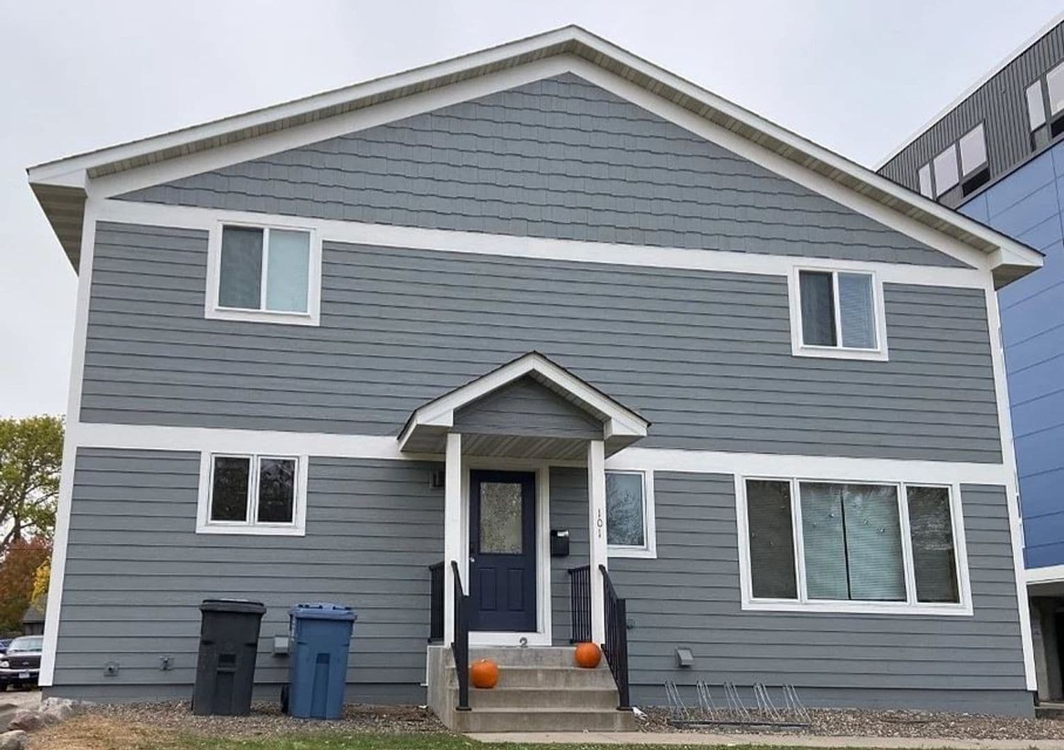 Minneapolis Apartment: 412 4th St SE #101-104