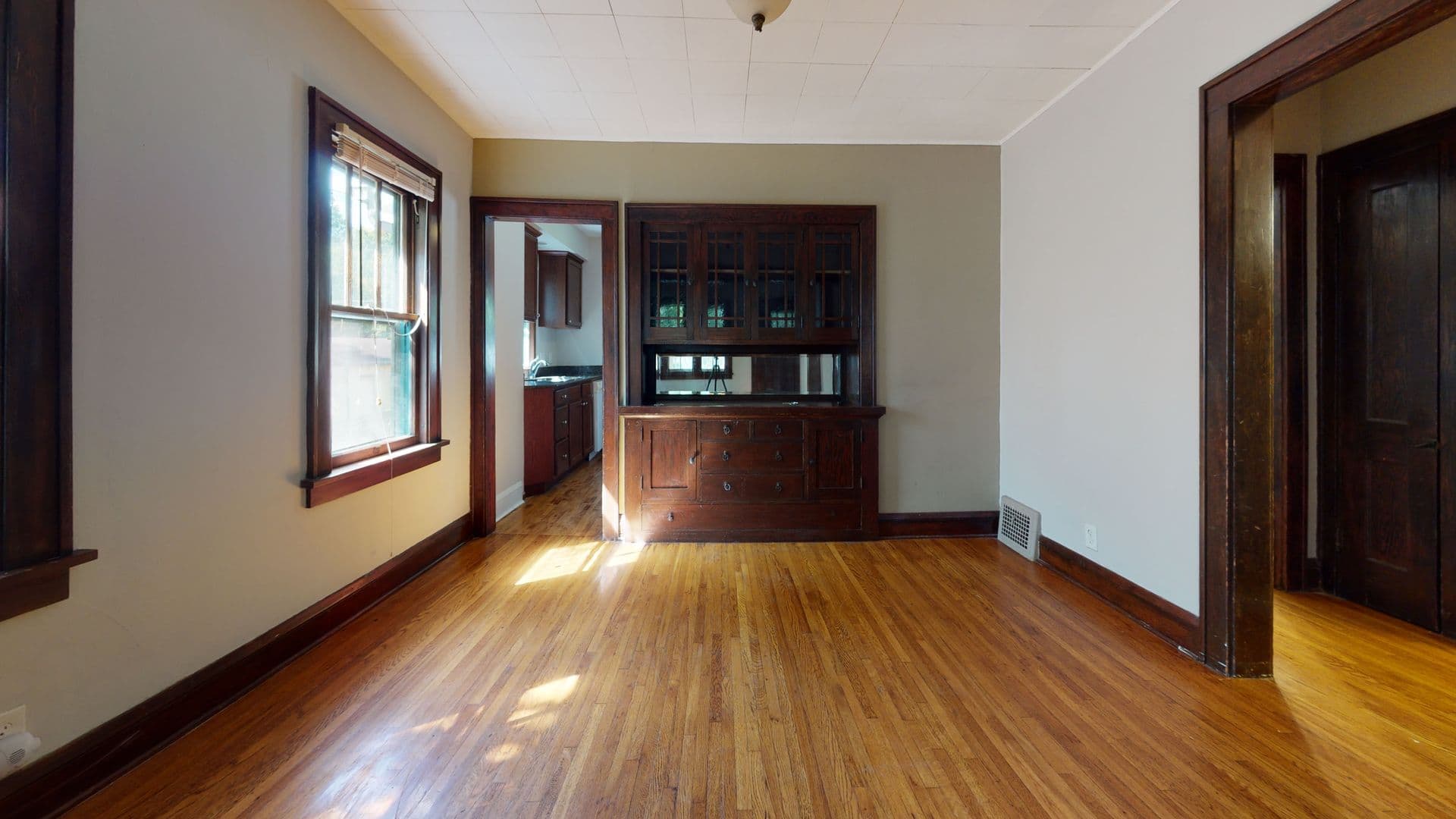 Minneapolis House: 1015 27th Ave SE