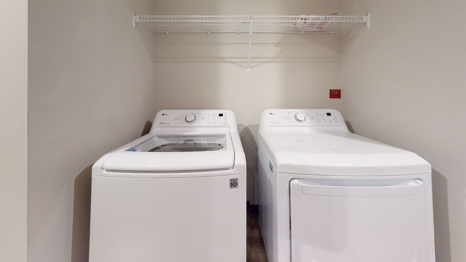 Minneapolis Multiplex: 1125 8th St SE #2
