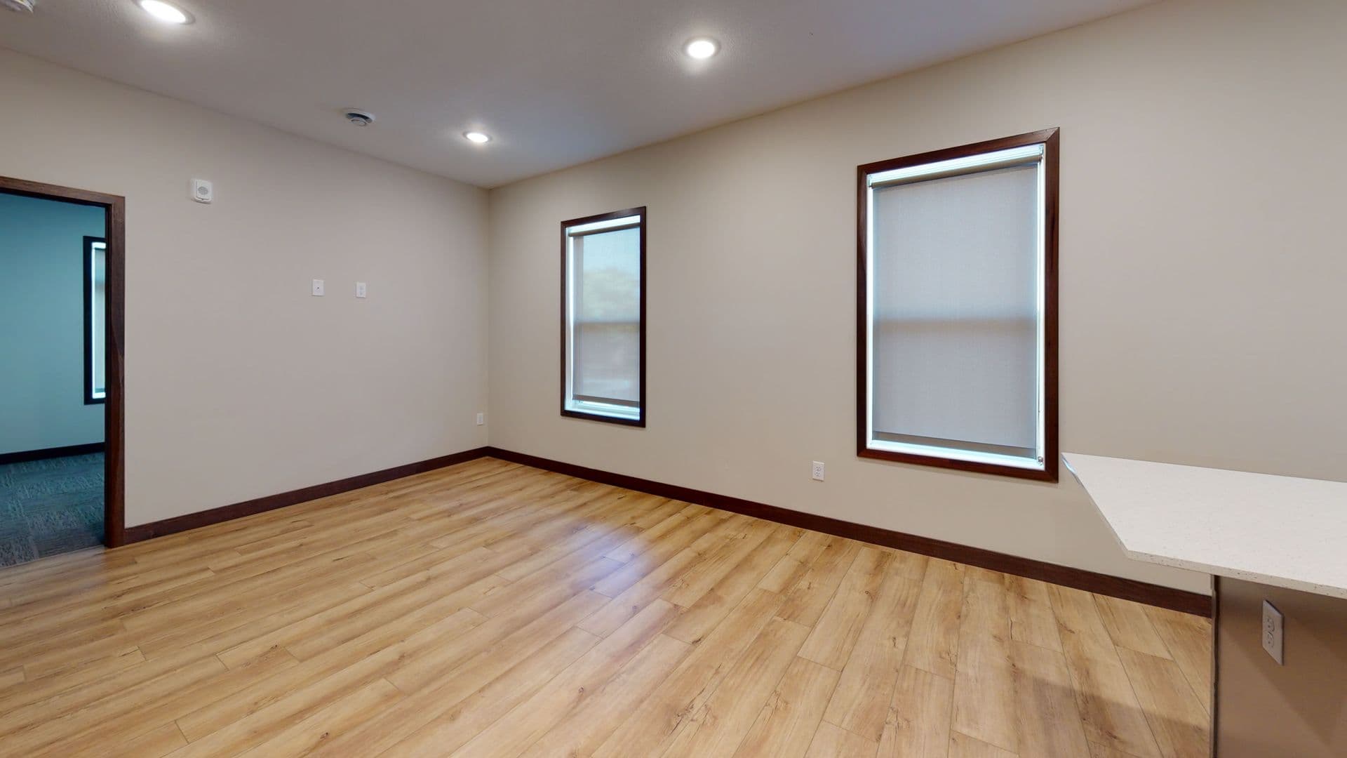 Minneapolis Apartment: 616 12th Ave SE