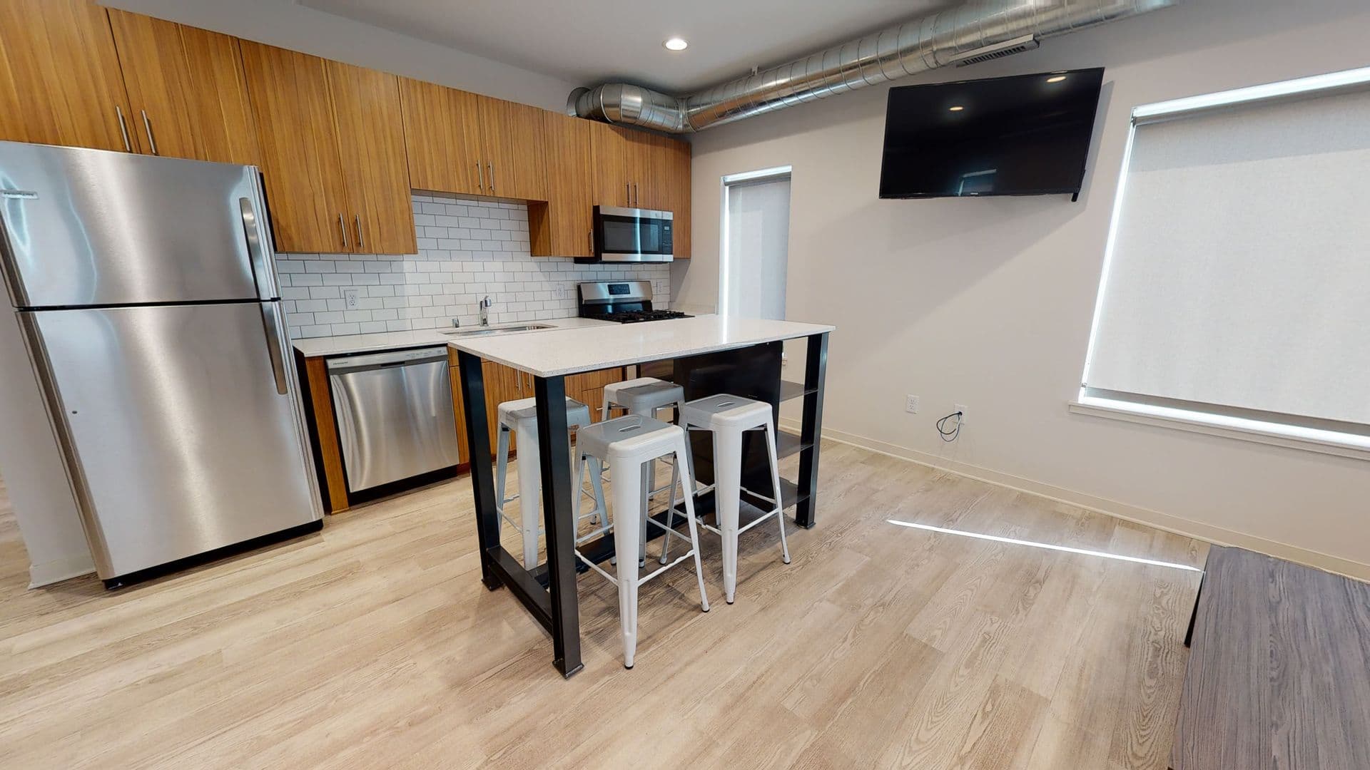 Minneapolis Apartment: 932/934/936/938 15th Ave SE