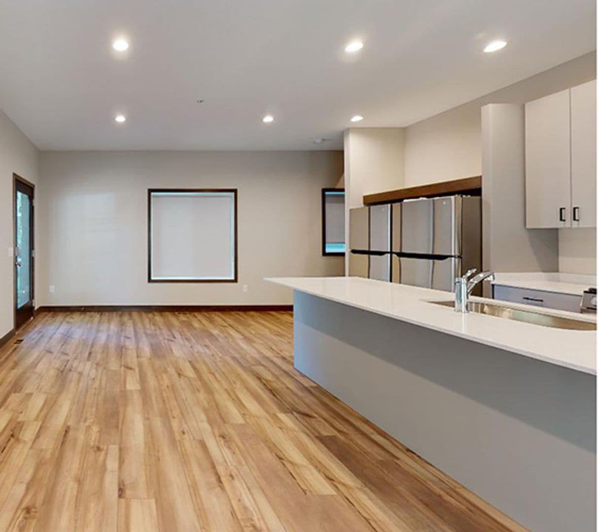 Minneapolis Apartment: 1221 7th St SE