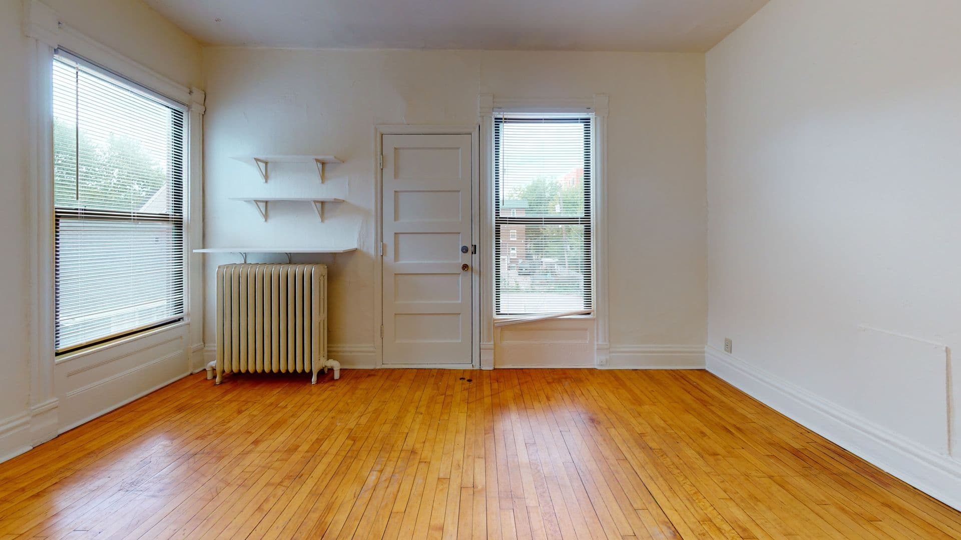 Minneapolis Apartment: 1120 4th St SE