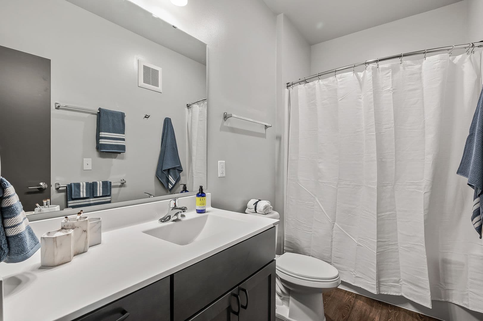 Minneapolis Apartment: 1307 4th Street SE