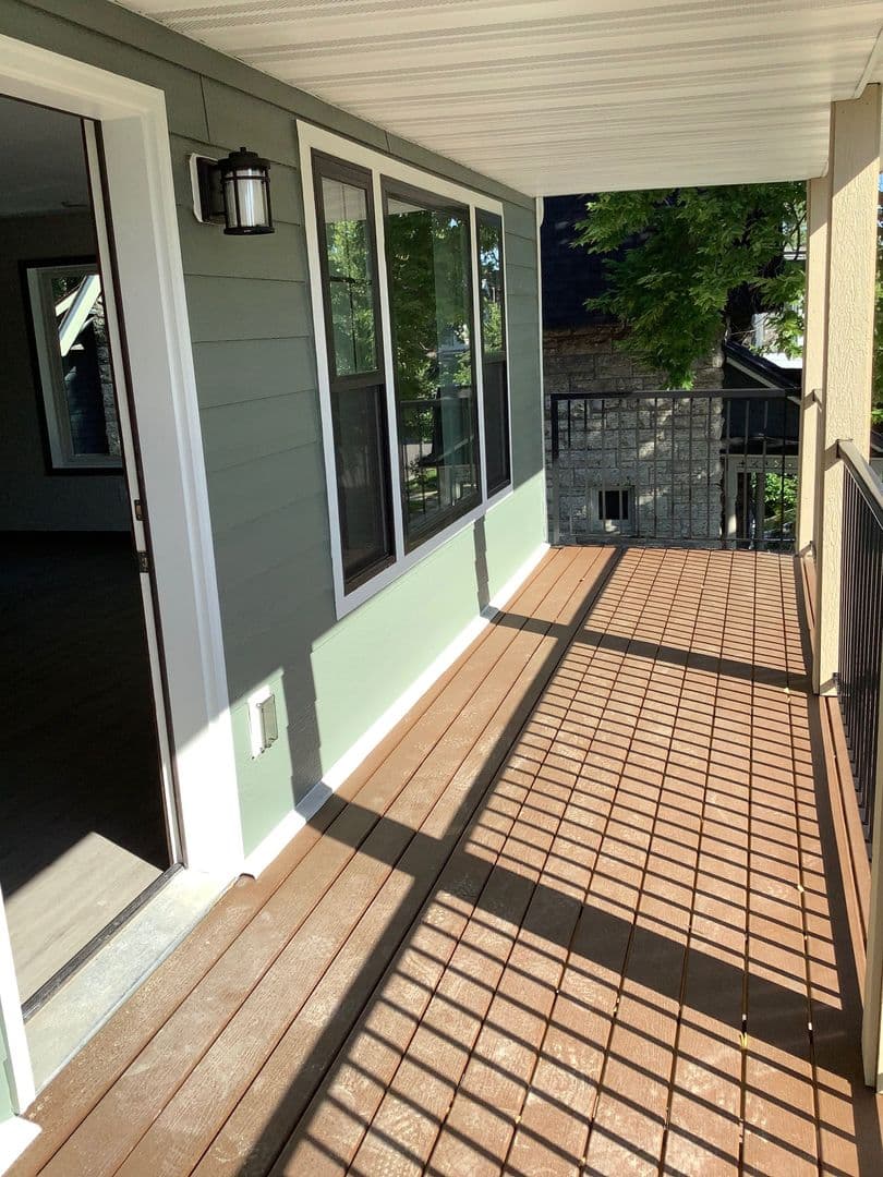 Minneapolis Apartment: 1027 13th Ave SE