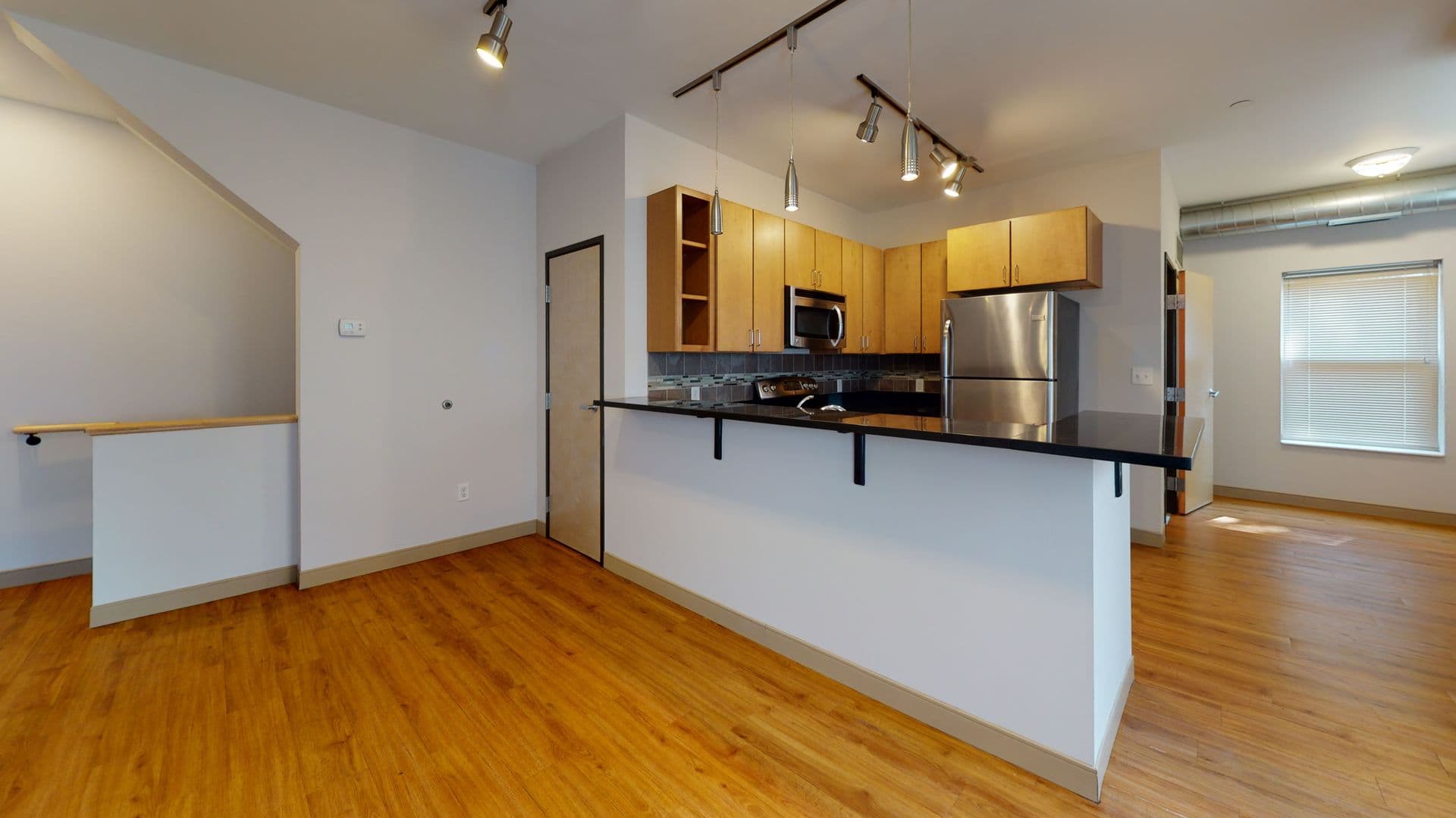Minneapolis Apartment: 1011 & 1015 4th St SE