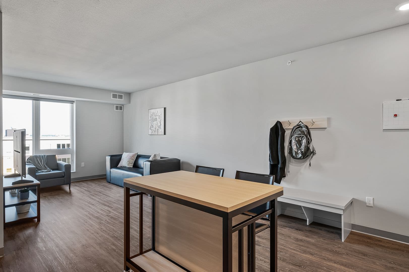 Minneapolis Apartment: 1307 4th Street SE