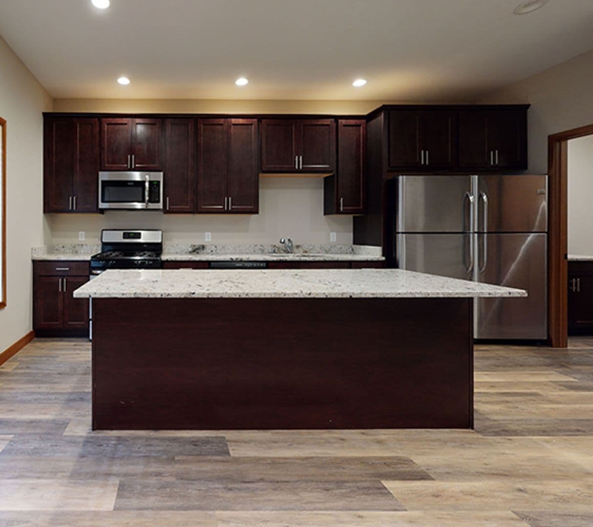 Minneapolis Apartment: 1200 - 1206 Como Ave SE