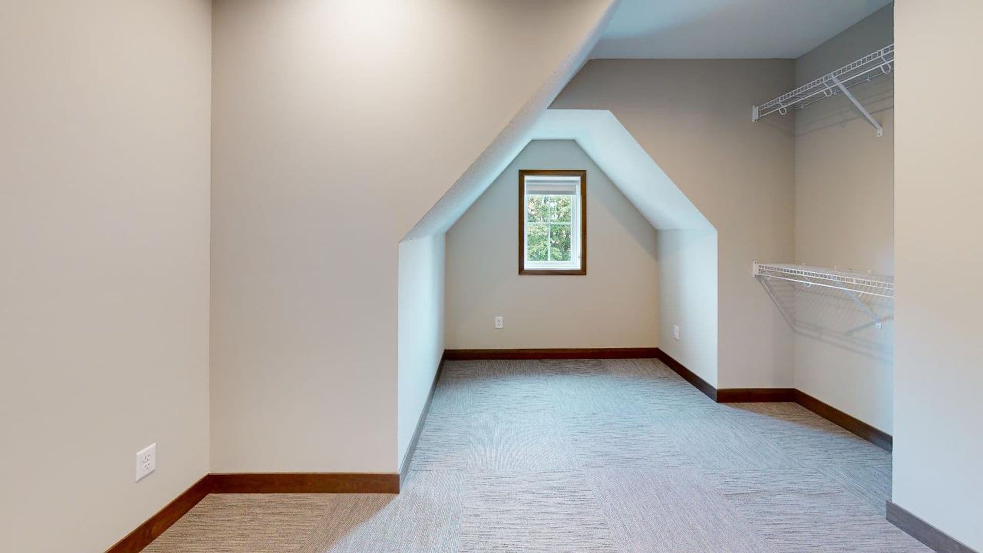 Minneapolis Apartment: 1314 8th St SE