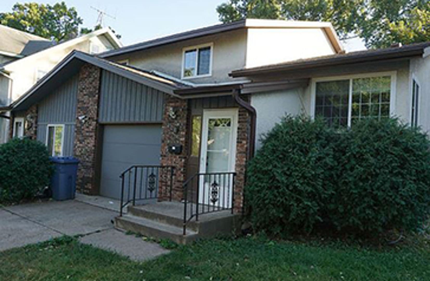 Minneapolis Multiplex: 408-410 8th St SE